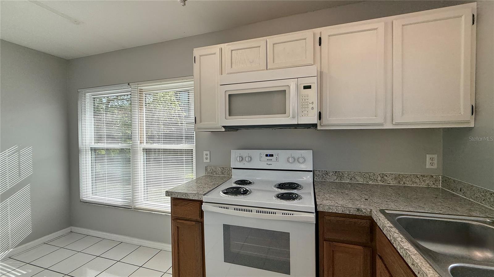 399 HUNTER CIR, KISSIMMEE, FL, 34758