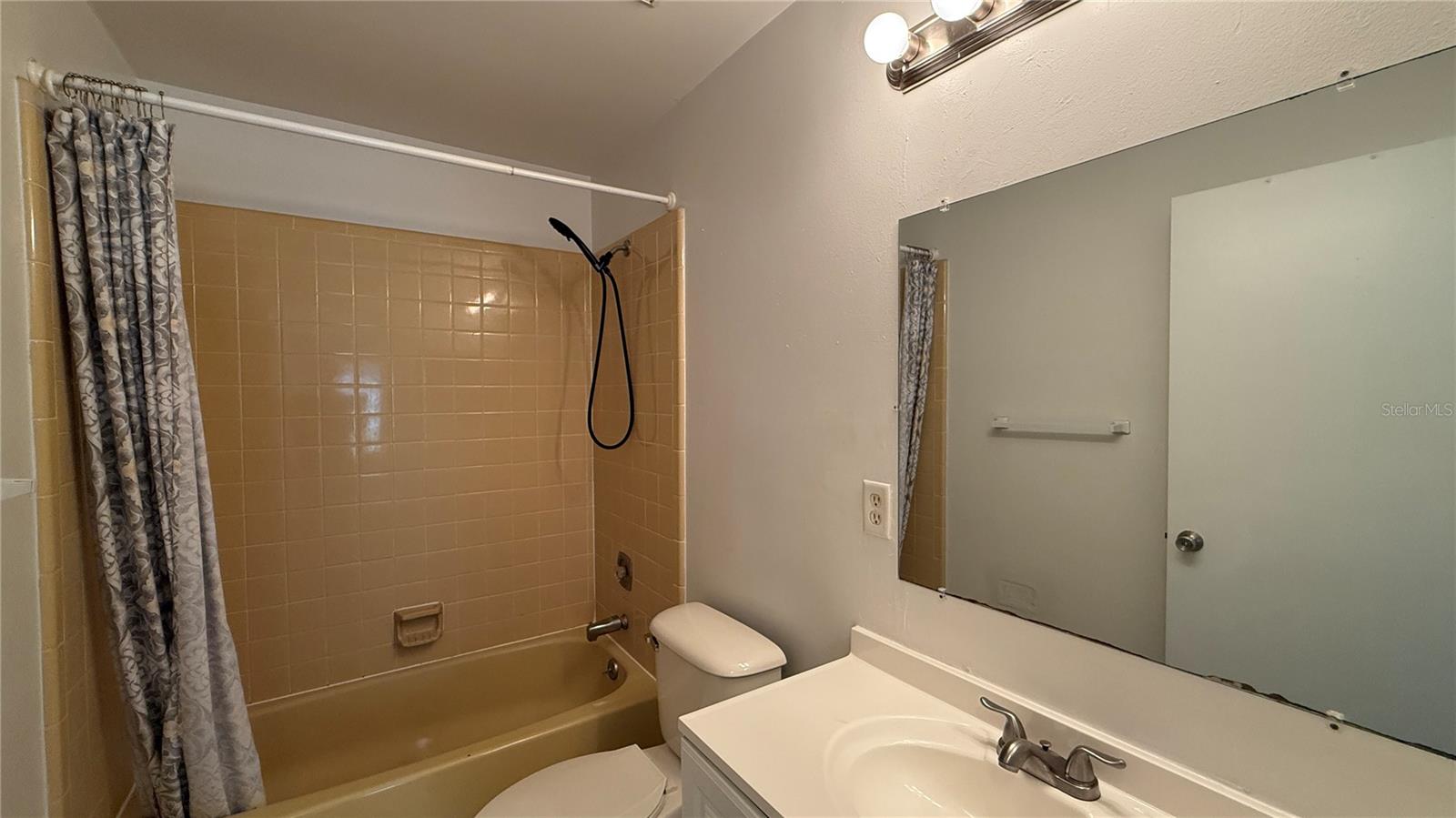 399 HUNTER CIR, KISSIMMEE, FL, 34758