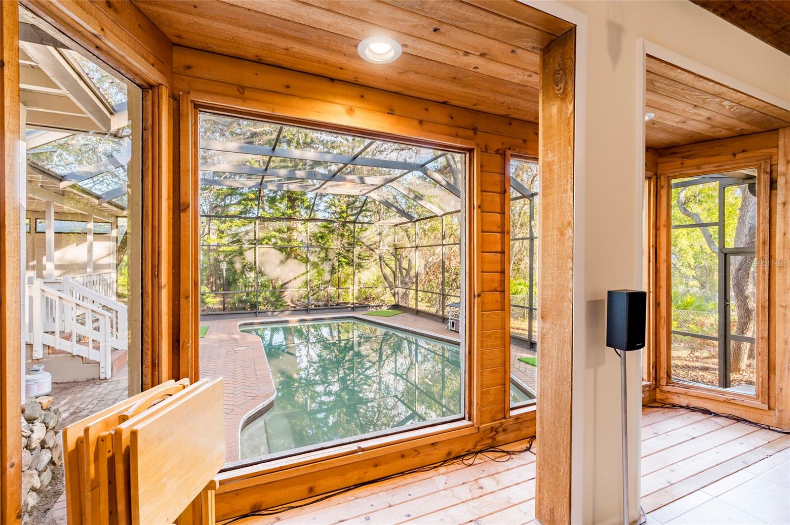 1205 CURLEW RD, DUNEDIN, FL, 34698