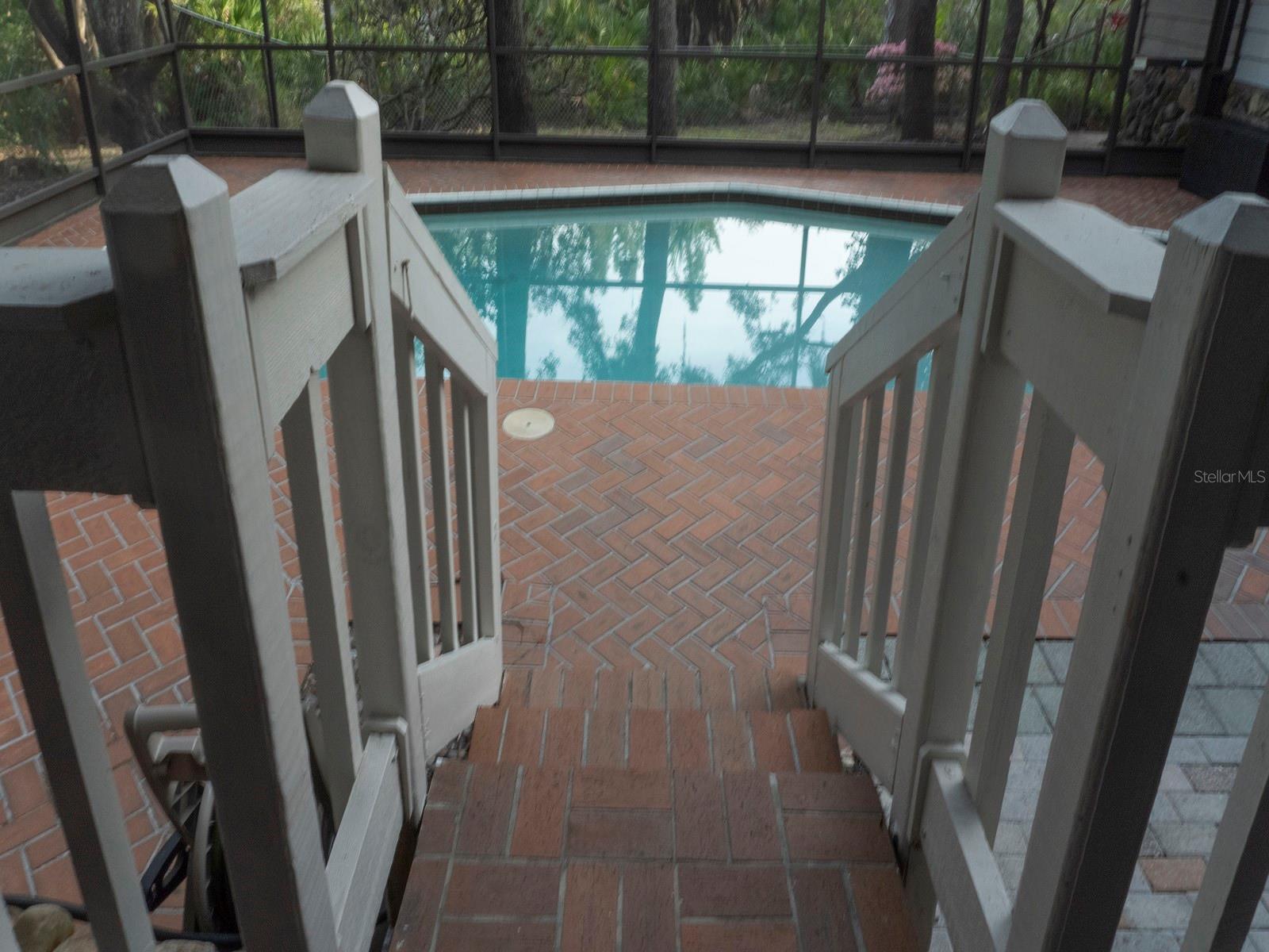 1205 CURLEW RD, DUNEDIN, FL, 34698