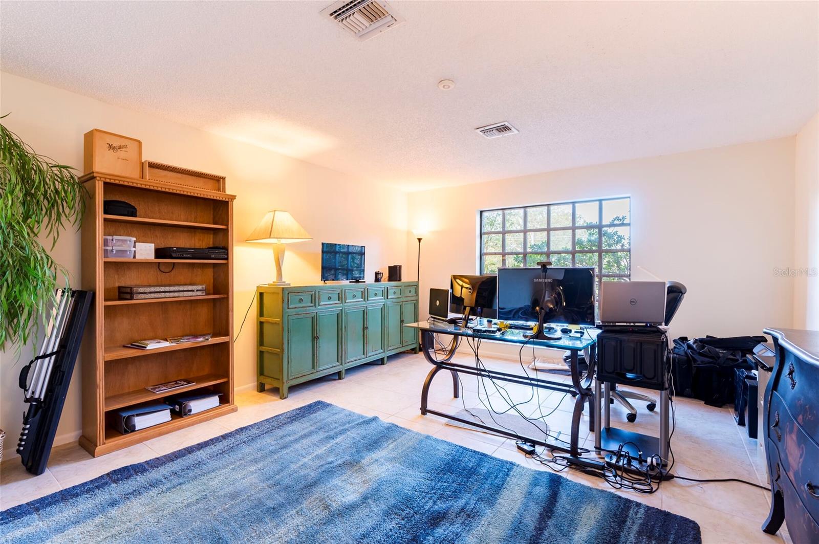 1205 CURLEW RD, DUNEDIN, FL, 34698