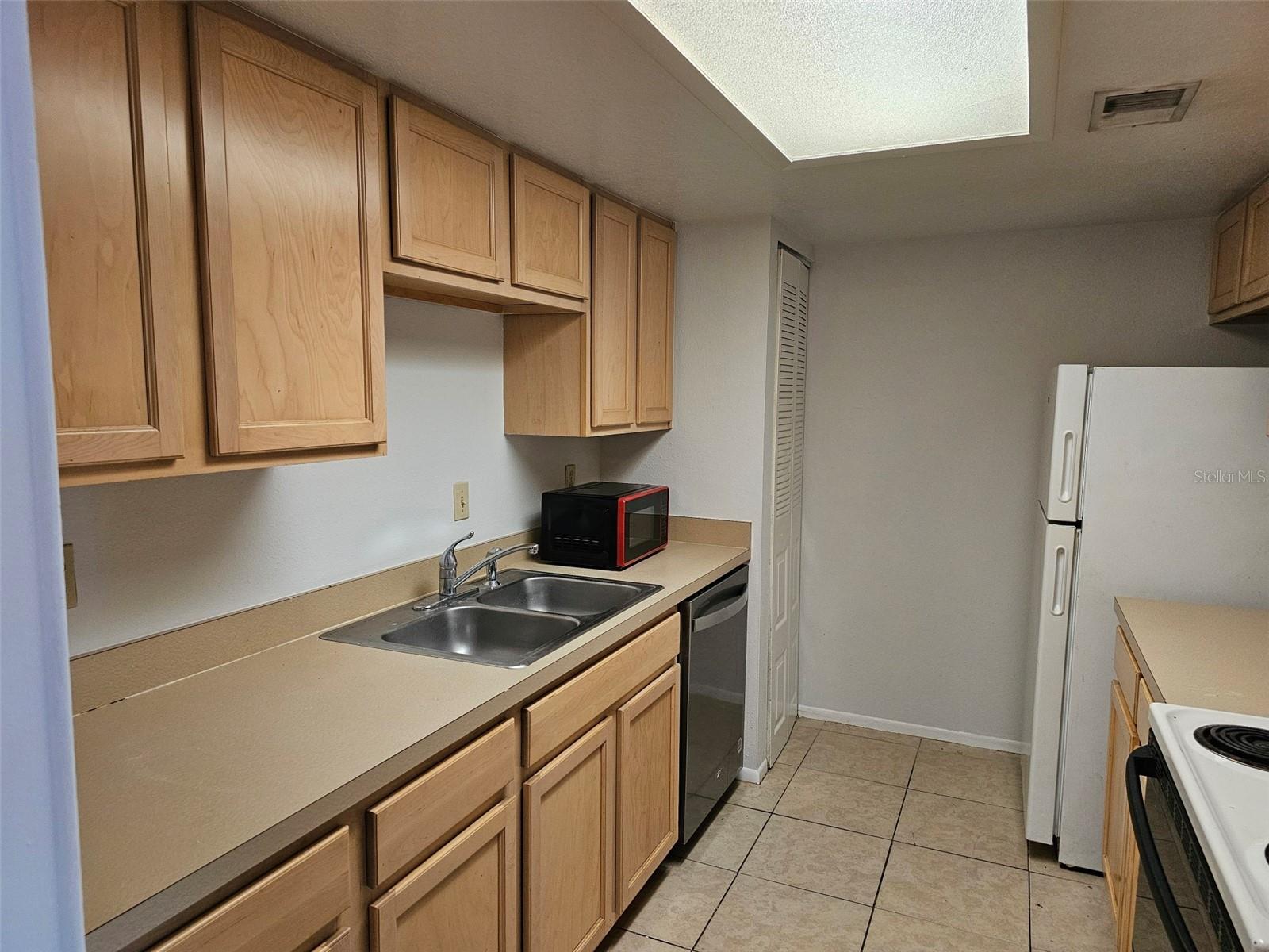 5400 26TH ST W #E80, BRADENTON, FL, 34207