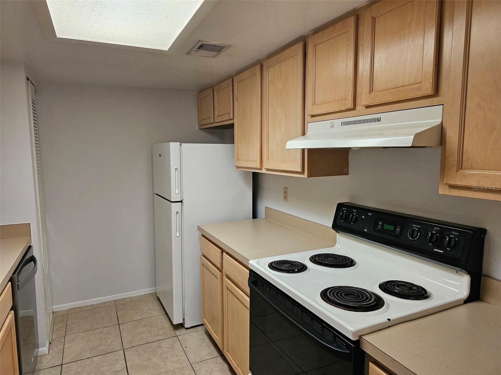 5400 26TH ST W #E80, BRADENTON, FL, 34207