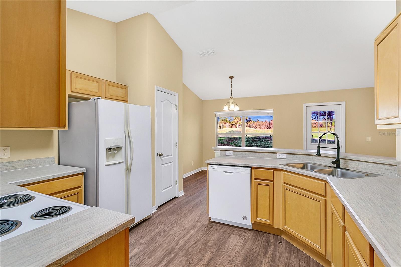 36622 OCONEE AVE, EUSTIS, FL, 32736