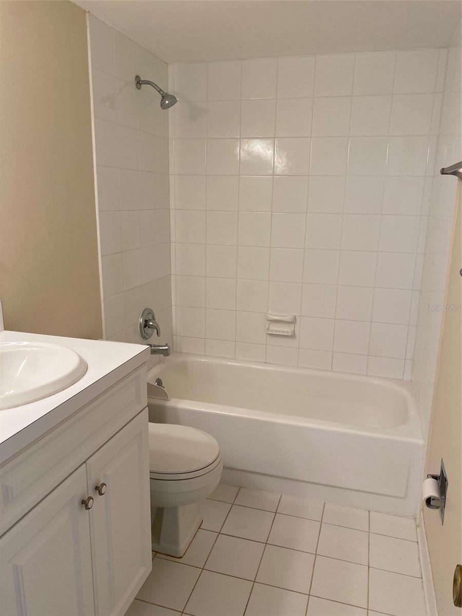 400 E COLONIAL DR #1204, ORLANDO, FL, 32803