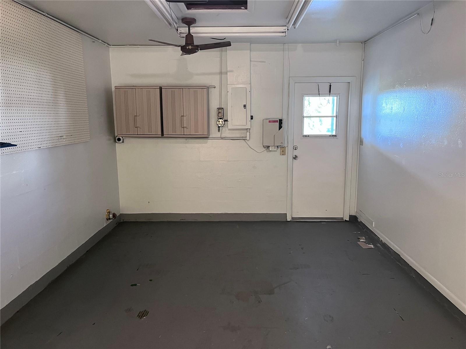 3807 JOYCE DR, BRADENTON, FL, 34208