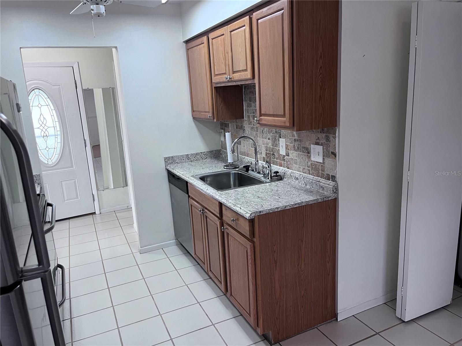3807 JOYCE DR, BRADENTON, FL, 34208
