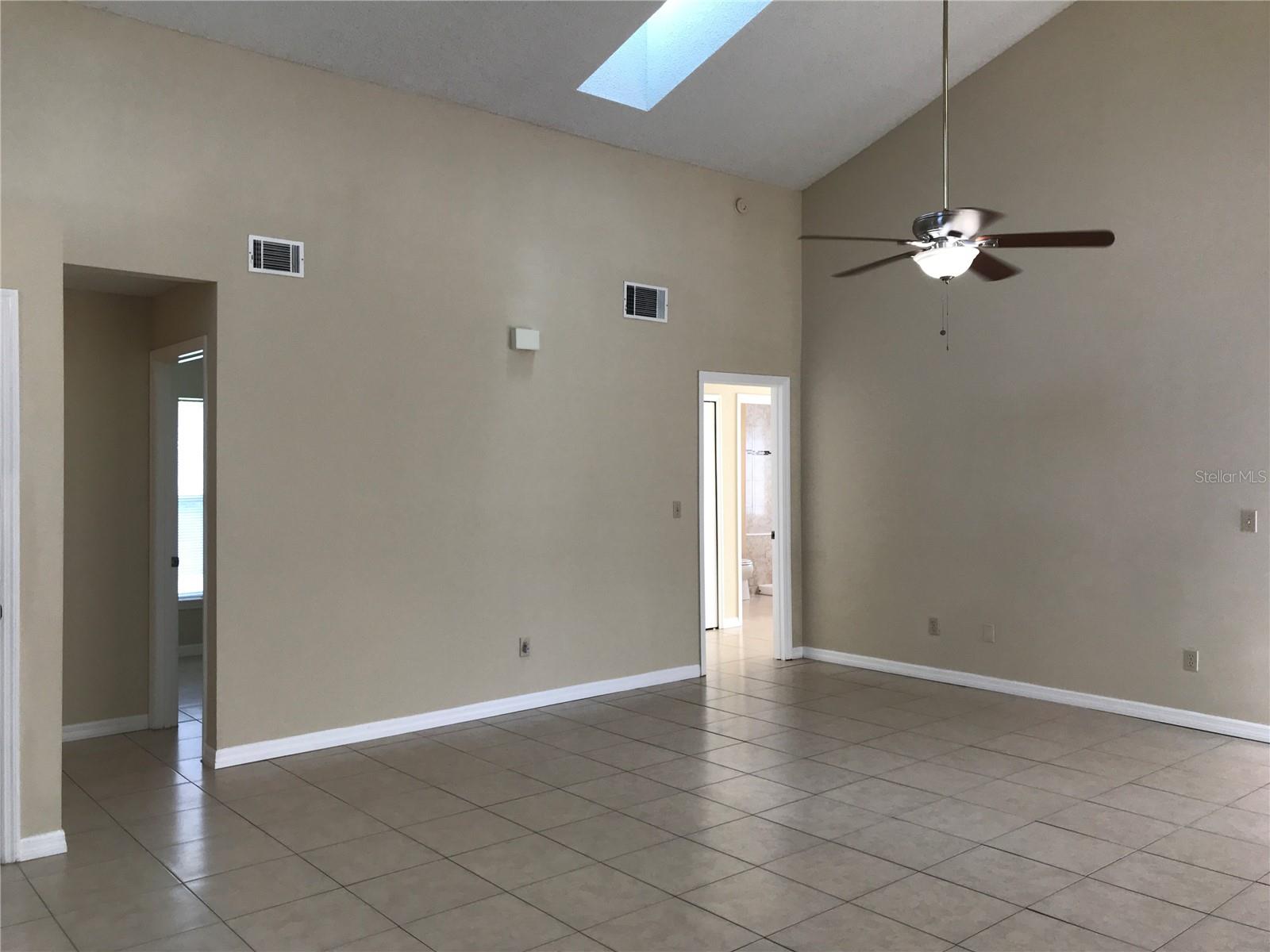 12605 OLDCASTLE DR, ORLANDO, FL, 32837