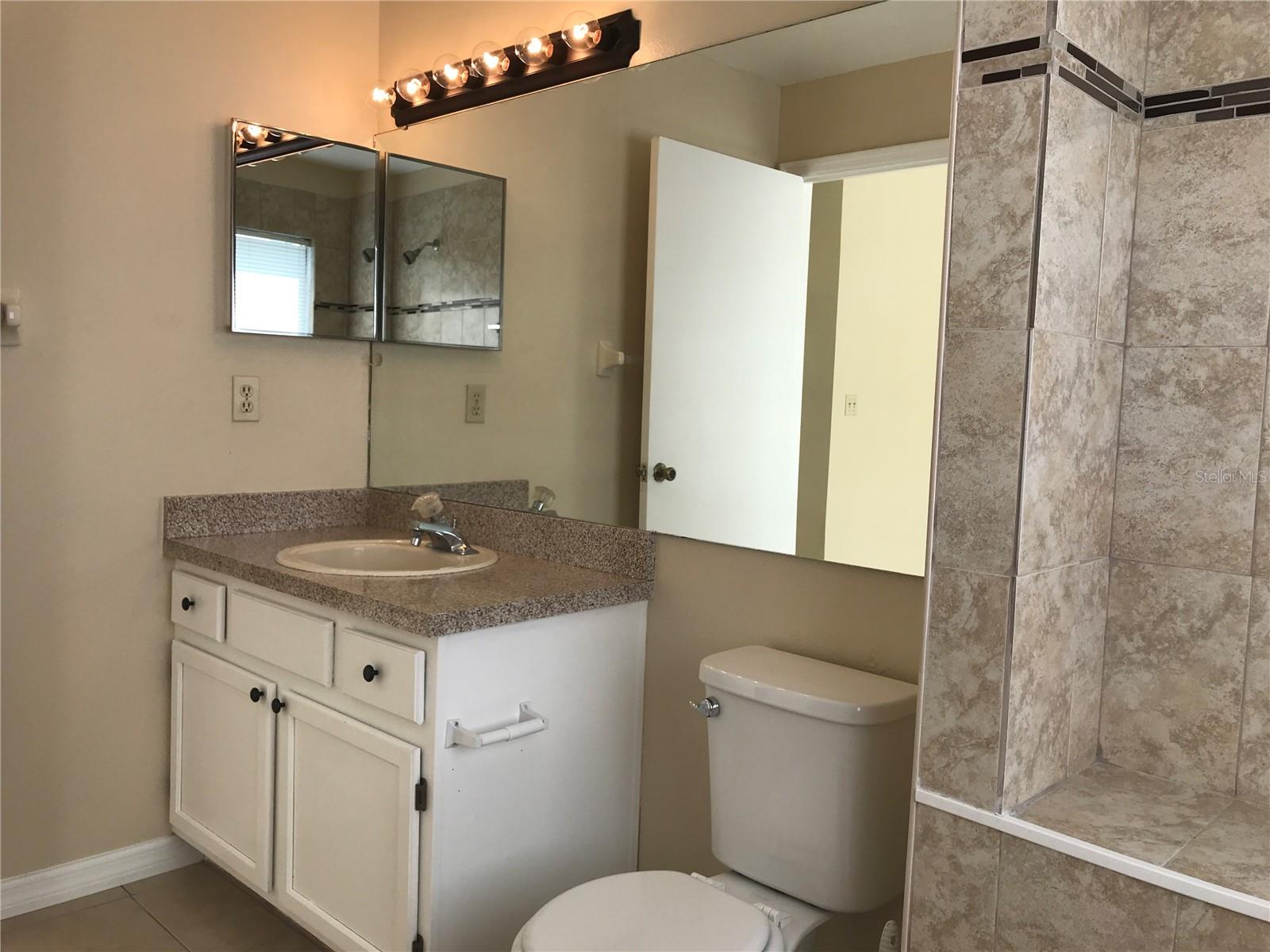 12605 OLDCASTLE DR, ORLANDO, FL, 32837