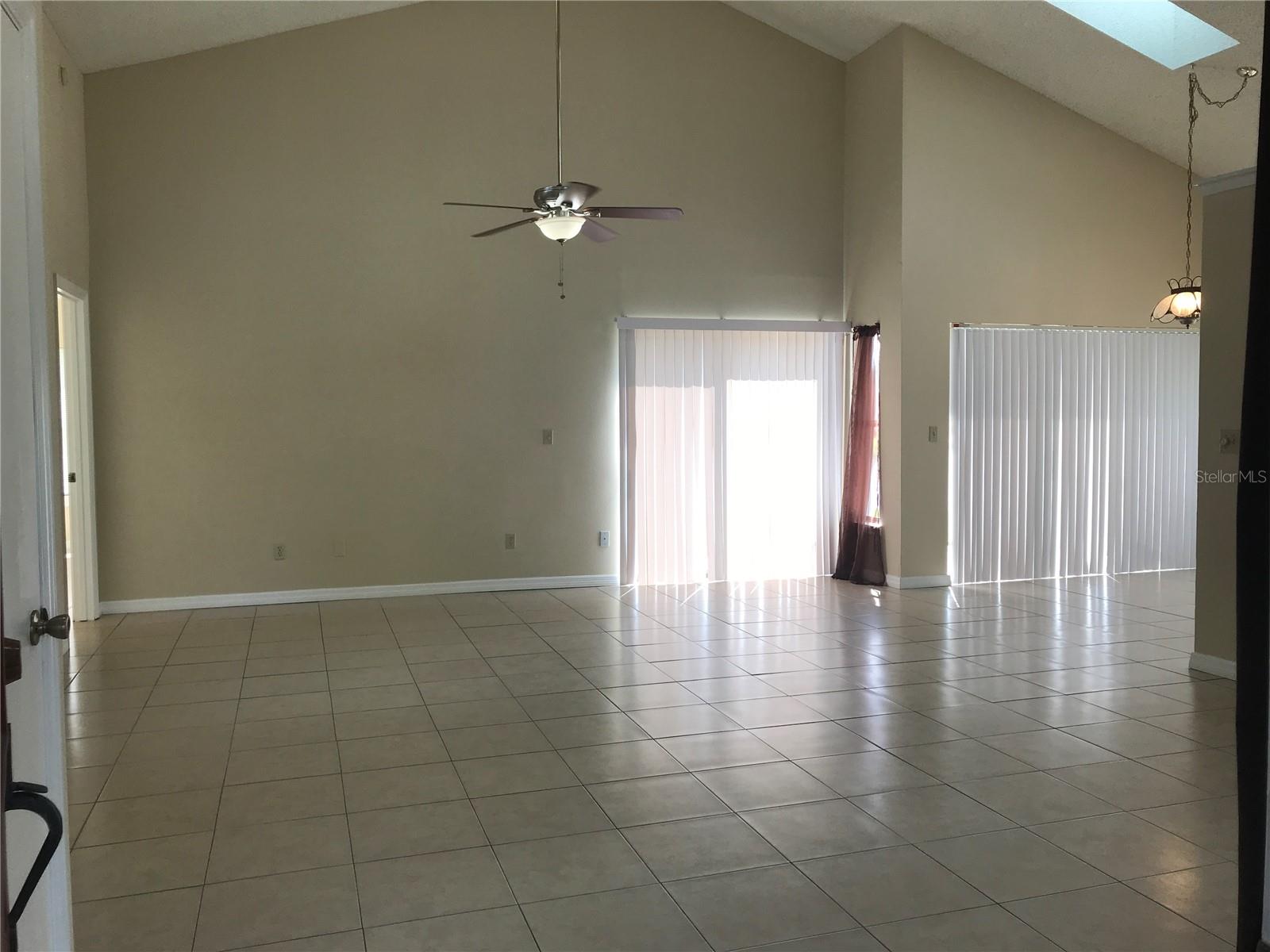 12605 OLDCASTLE DR, ORLANDO, FL, 32837