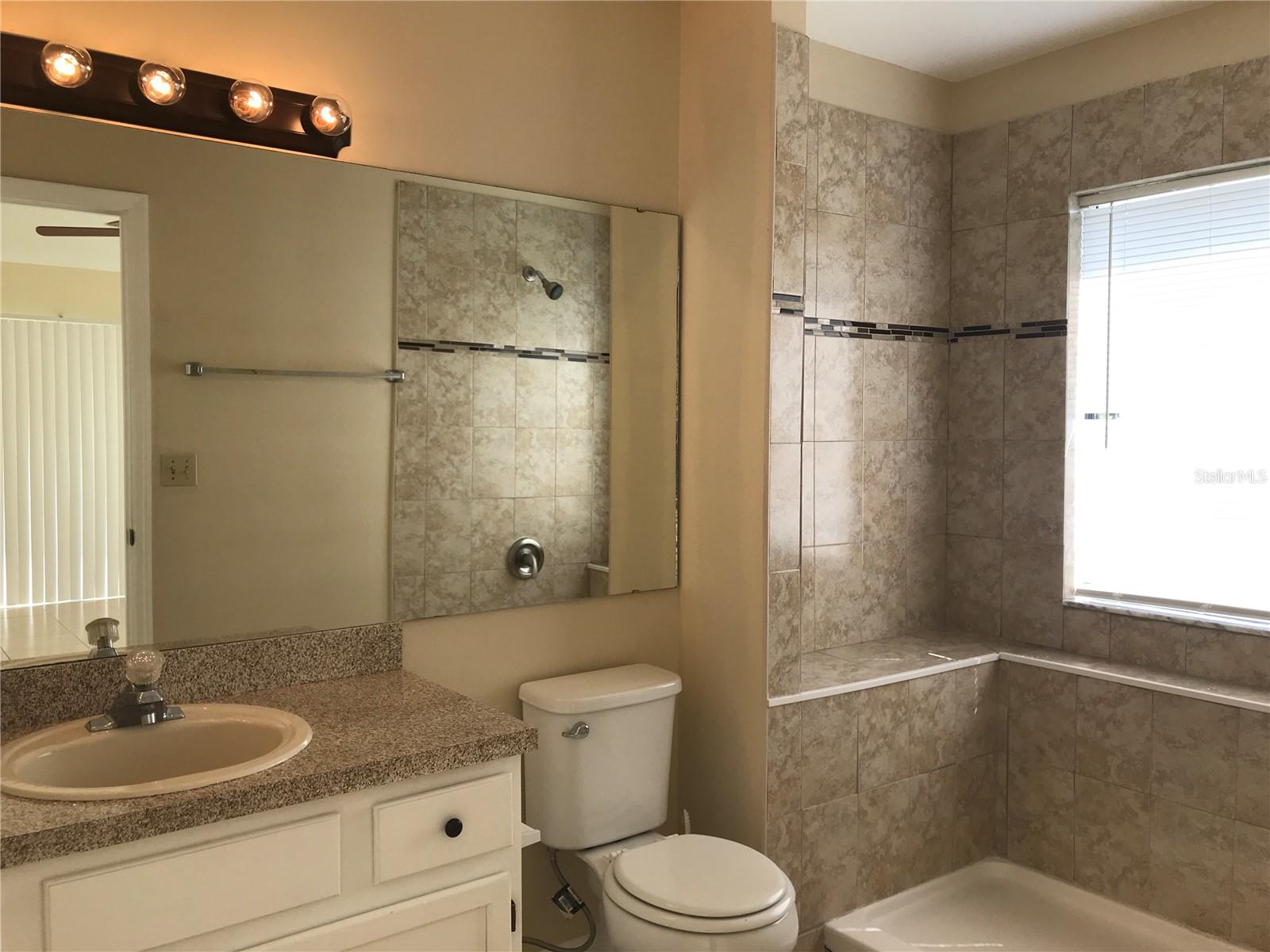 12605 OLDCASTLE DR, ORLANDO, FL, 32837