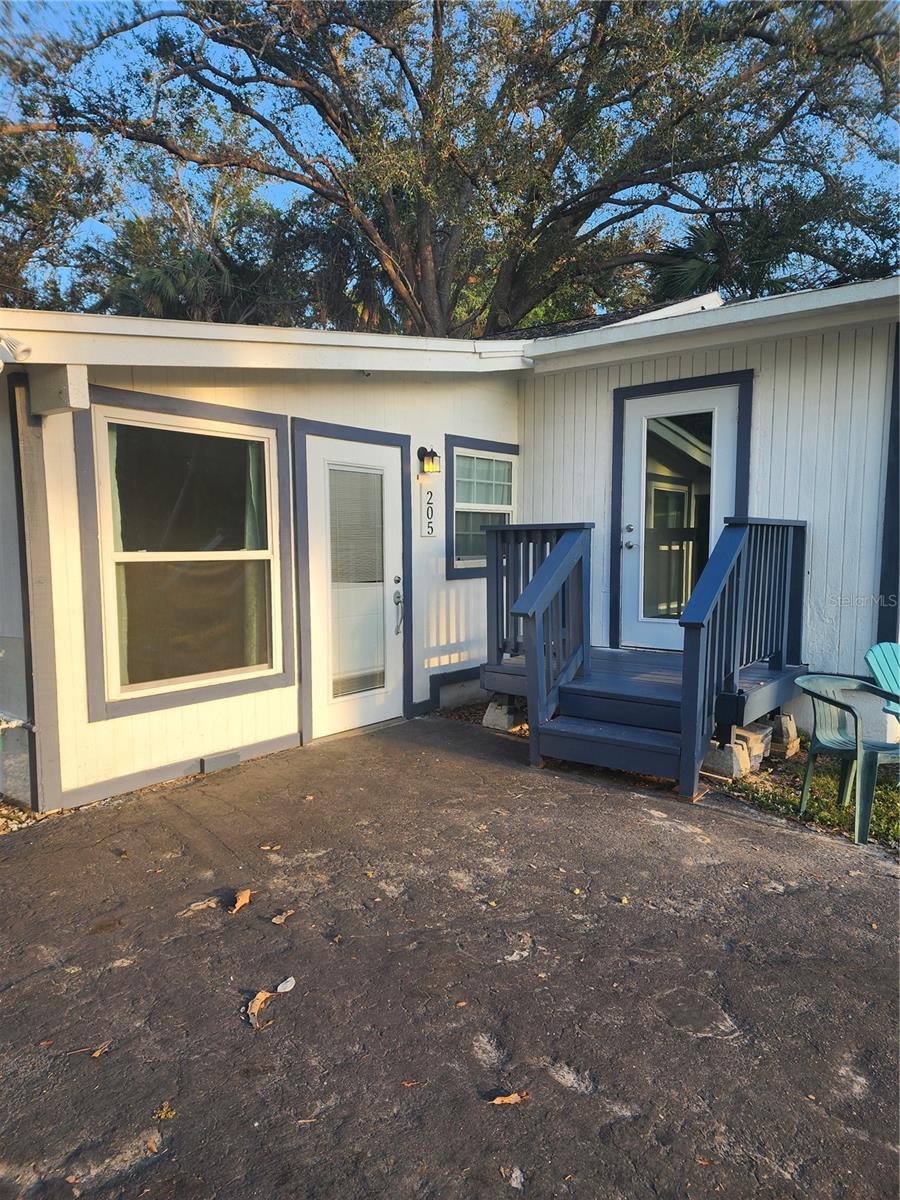 205 DELRAY AVE, FORT MYERS, FL, 33905