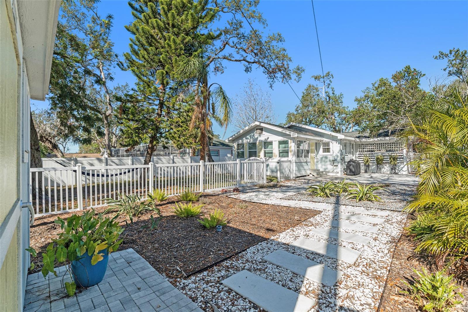 1433 PINE ST, CLEARWATER, FL, 33756