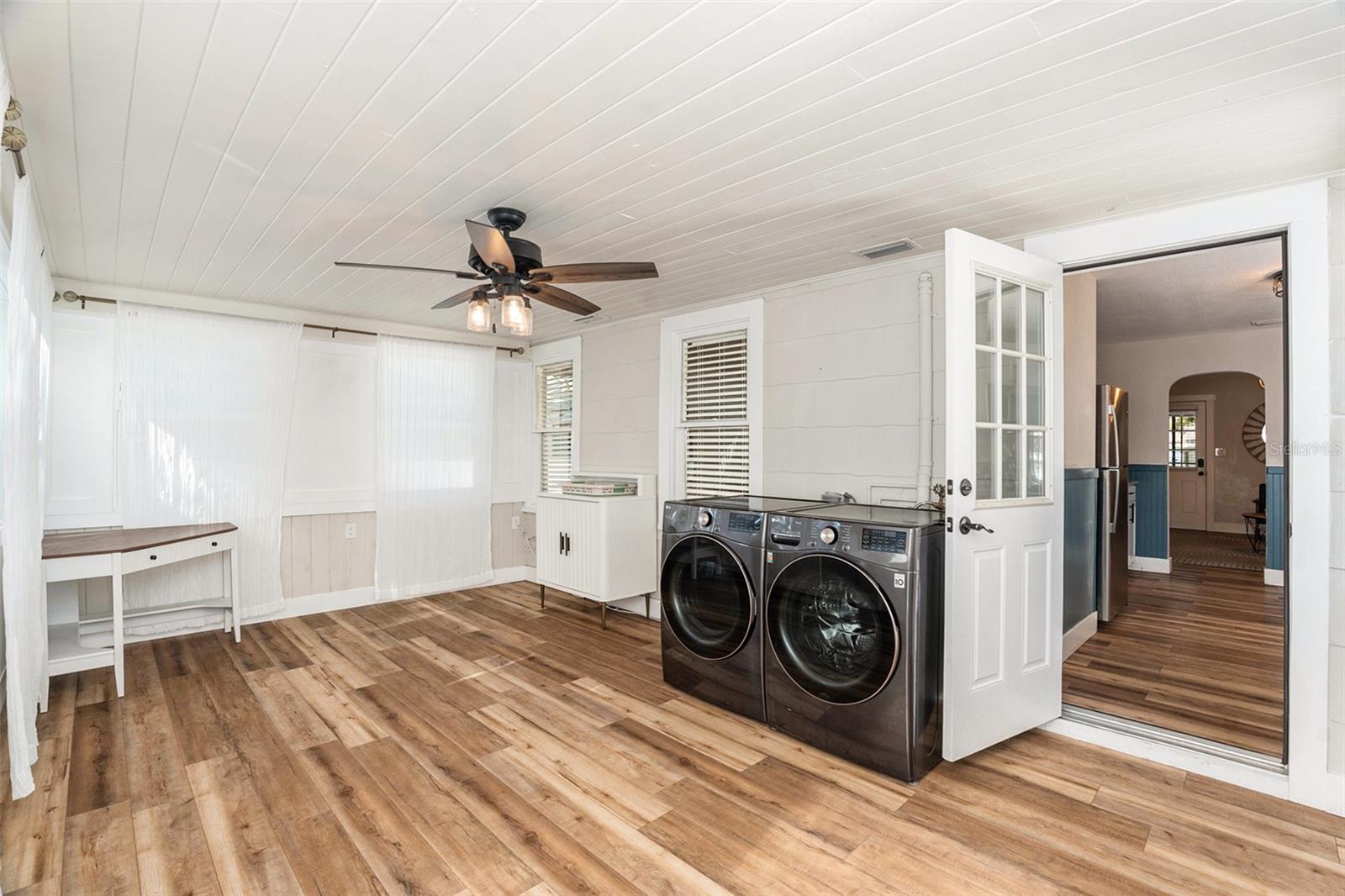 1433 PINE ST, CLEARWATER, FL, 33756