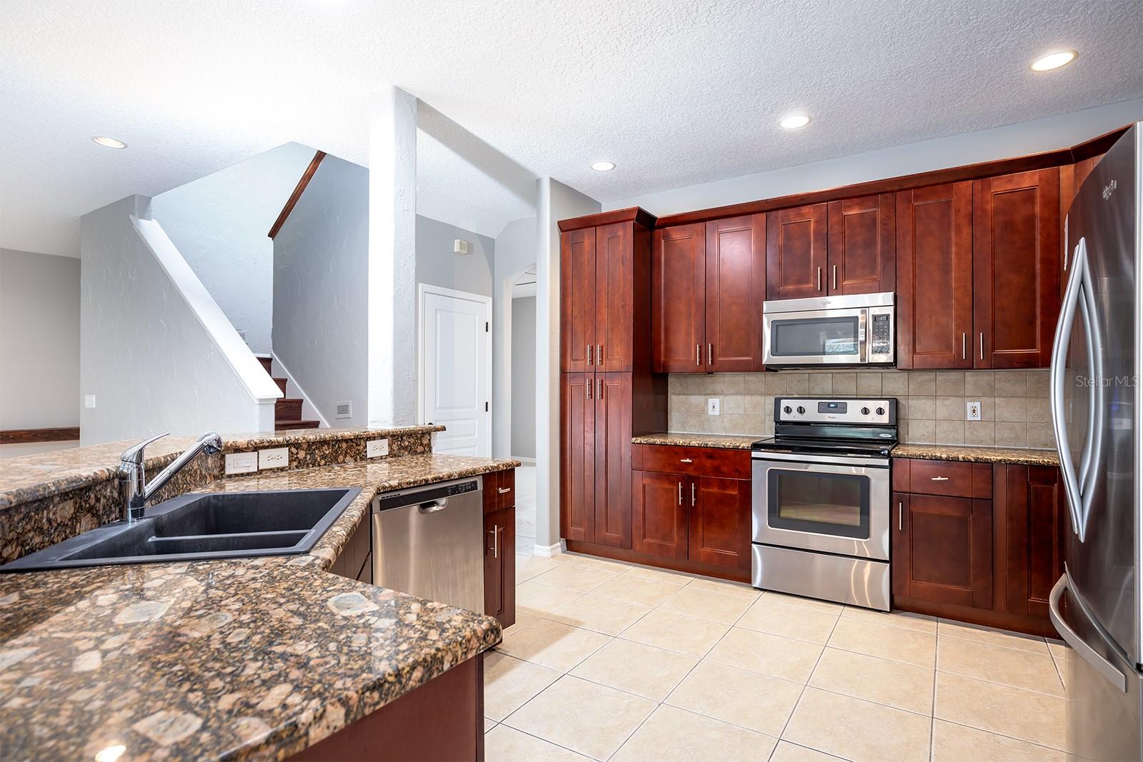 881 ARBORMOOR PL, LAKE MARY, FL, 32746