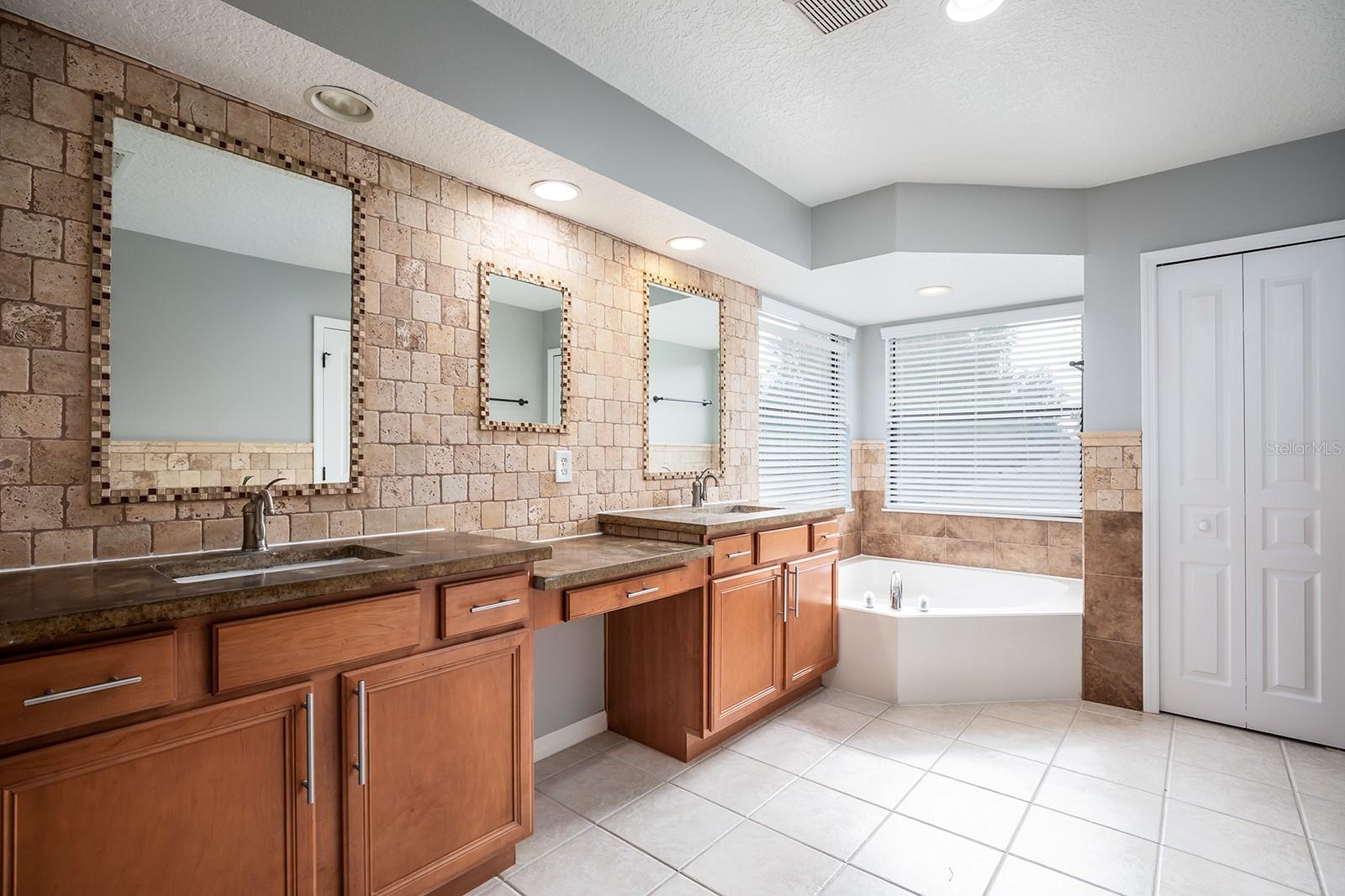 881 ARBORMOOR PL, LAKE MARY, FL, 32746