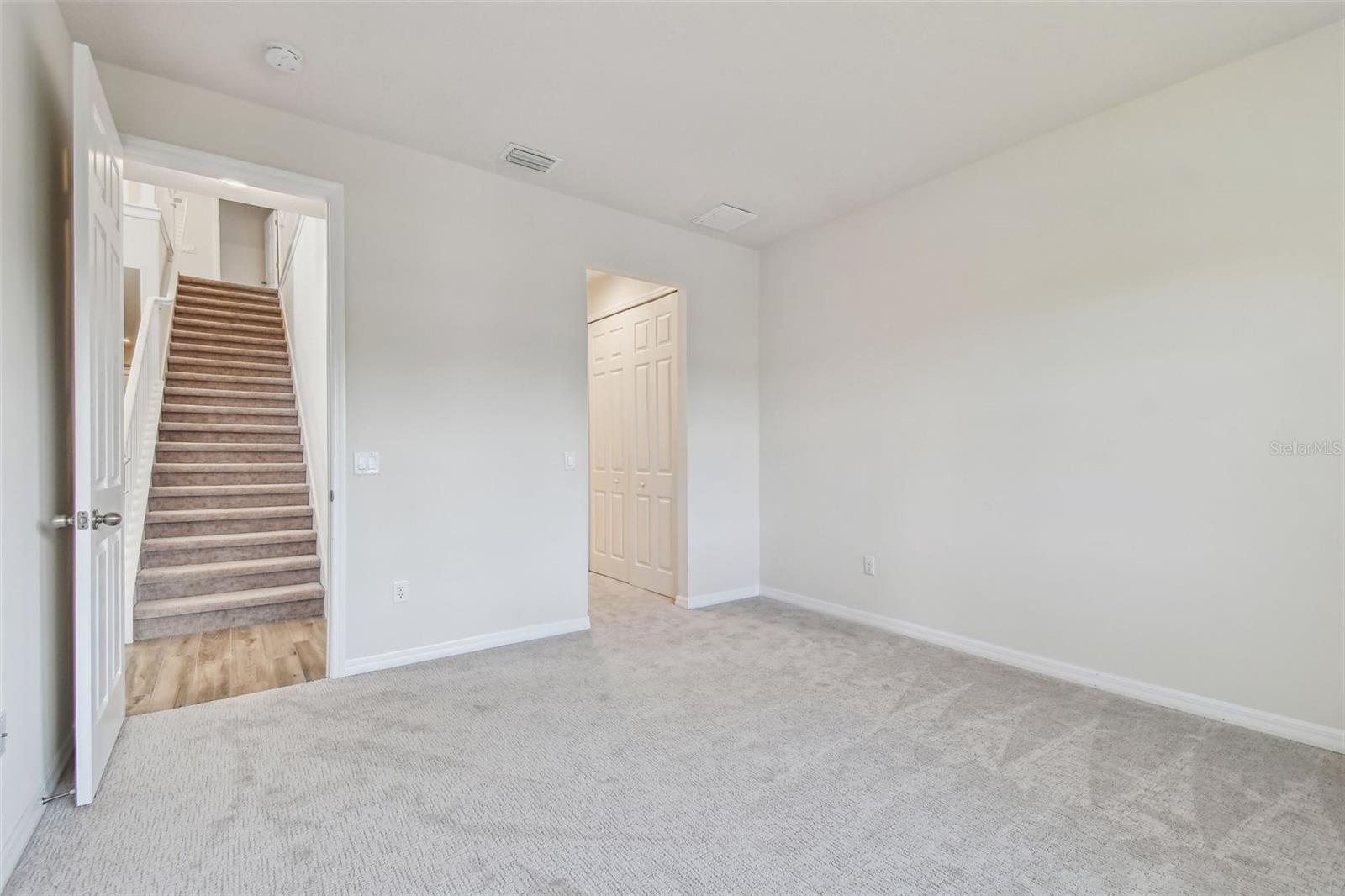 1952 MARLINGTON WAY, CLEARWATER, FL, 33763