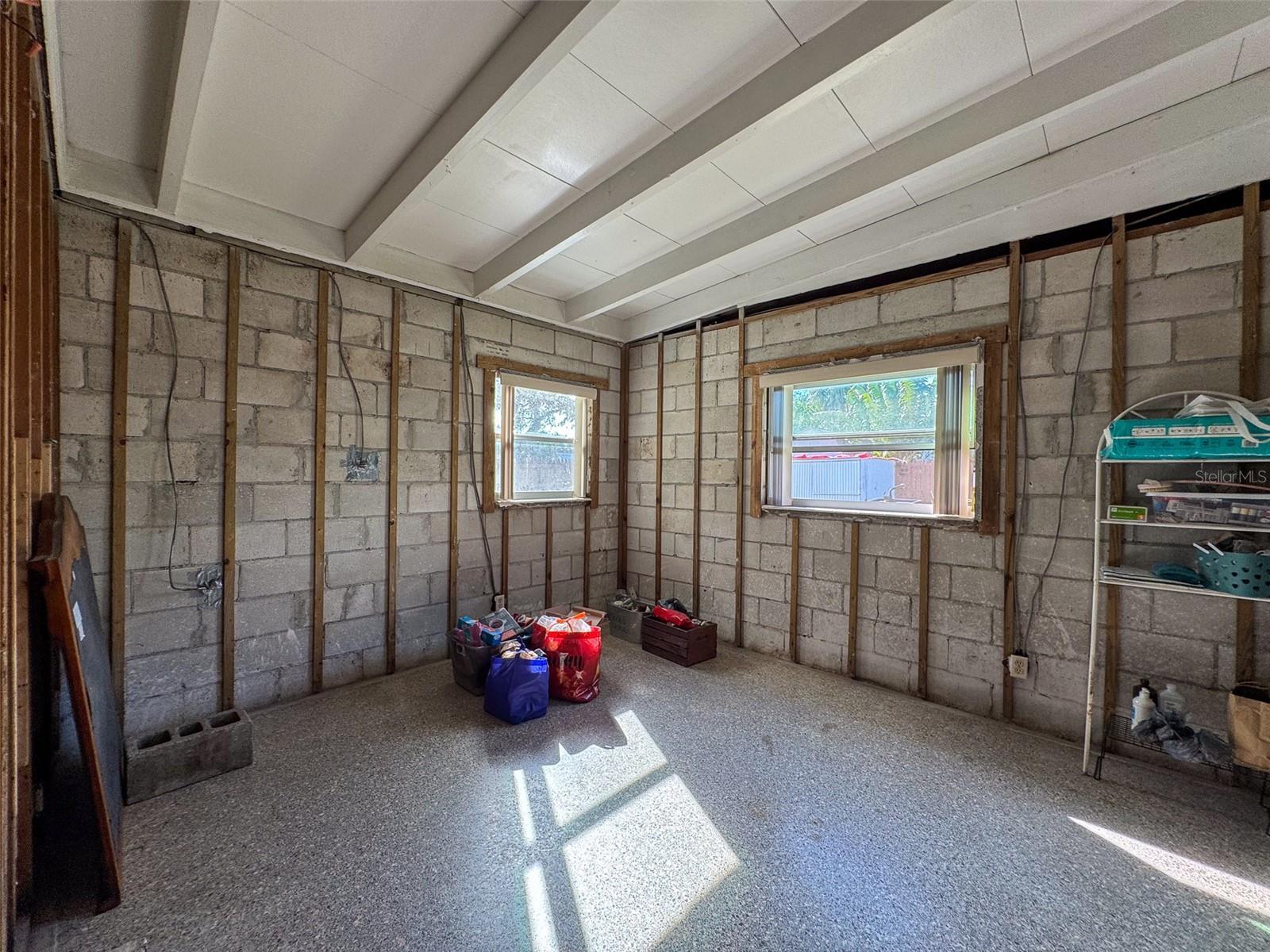 316 COUNTRY CLUB DR, OLDSMAR, FL, 34677