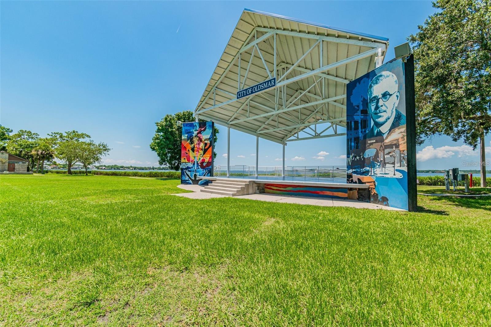 316 COUNTRY CLUB DR, OLDSMAR, FL, 34677