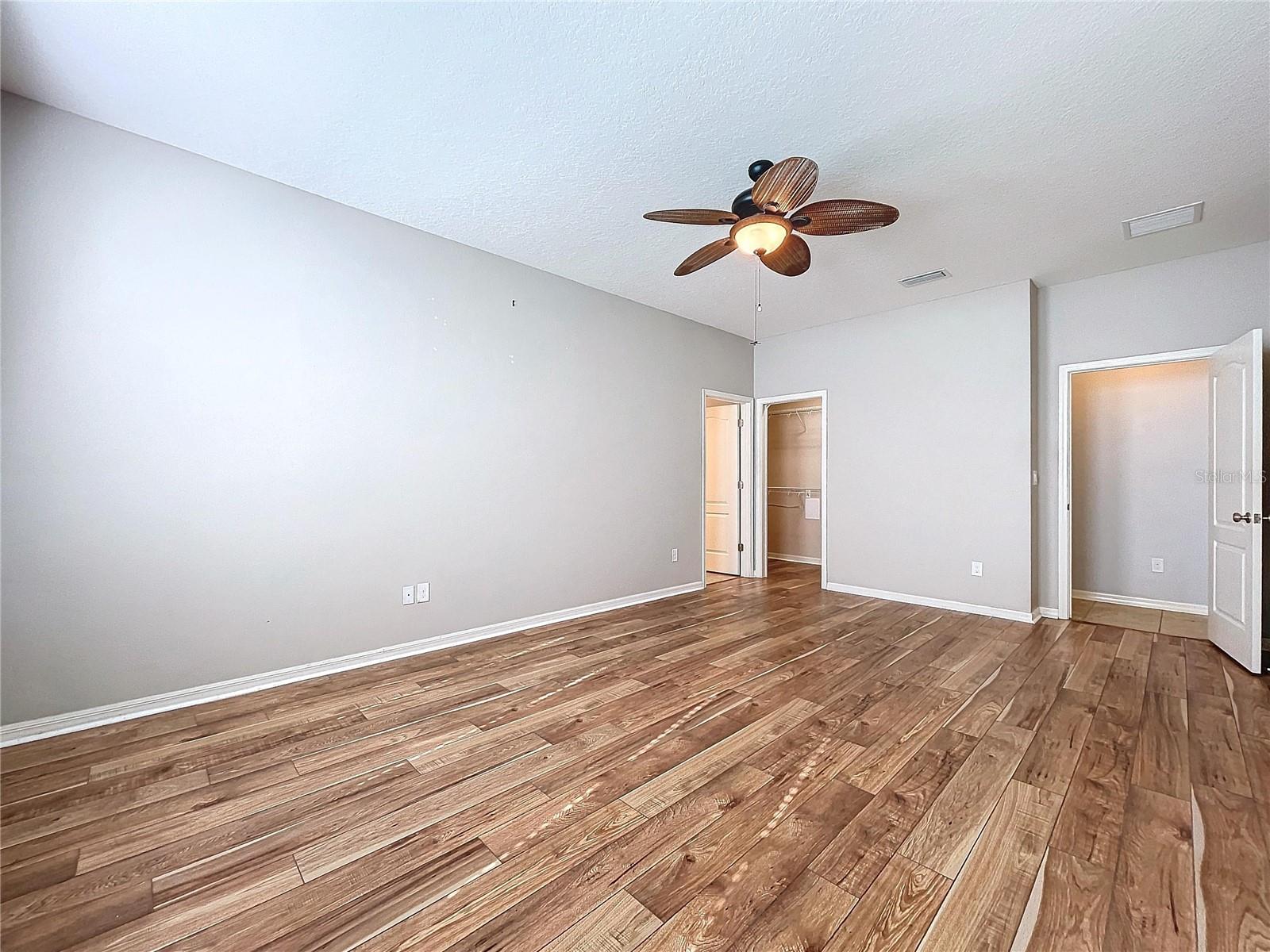 8301 ORANGE SPRING DR, RUSKIN, FL, 33573