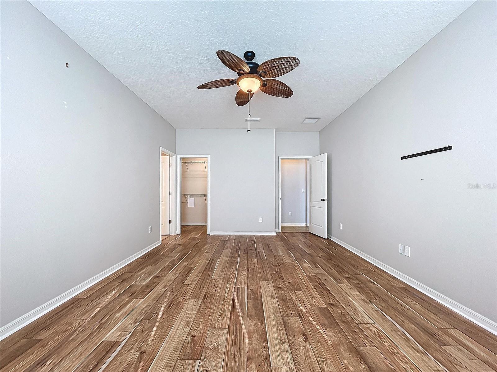 8301 ORANGE SPRING DR, RUSKIN, FL, 33573