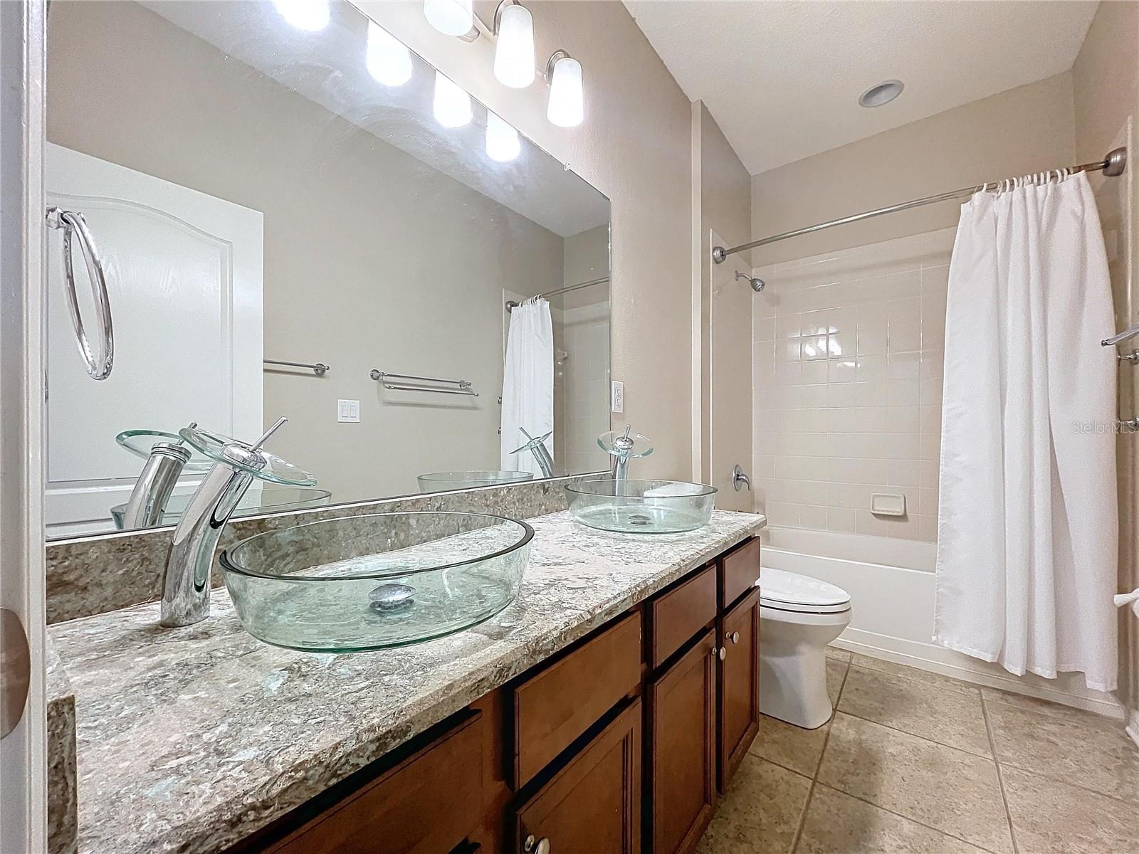 8301 ORANGE SPRING DR, RUSKIN, FL, 33573