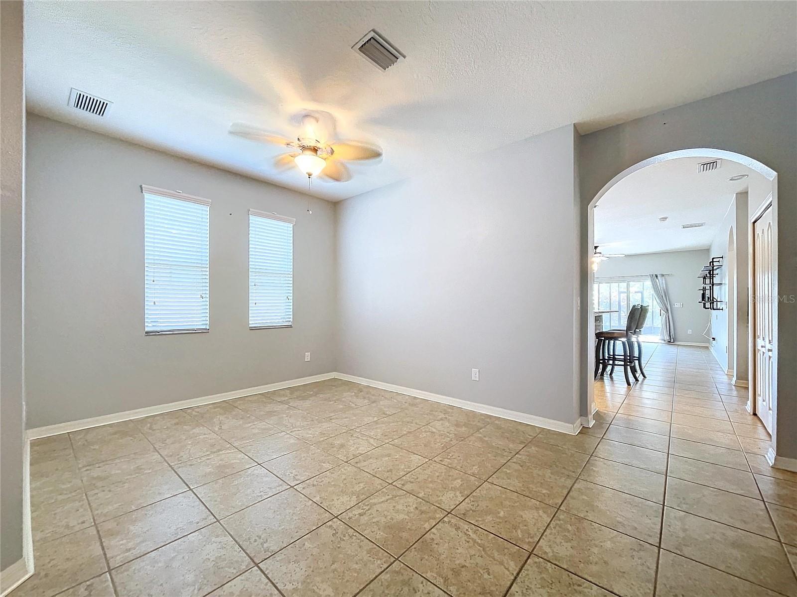 8301 ORANGE SPRING DR, RUSKIN, FL, 33573