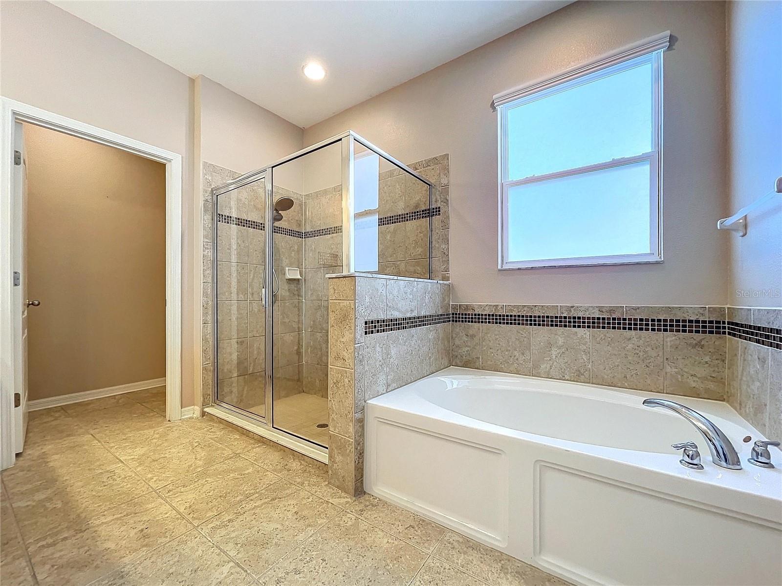 8301 ORANGE SPRING DR, RUSKIN, FL, 33573