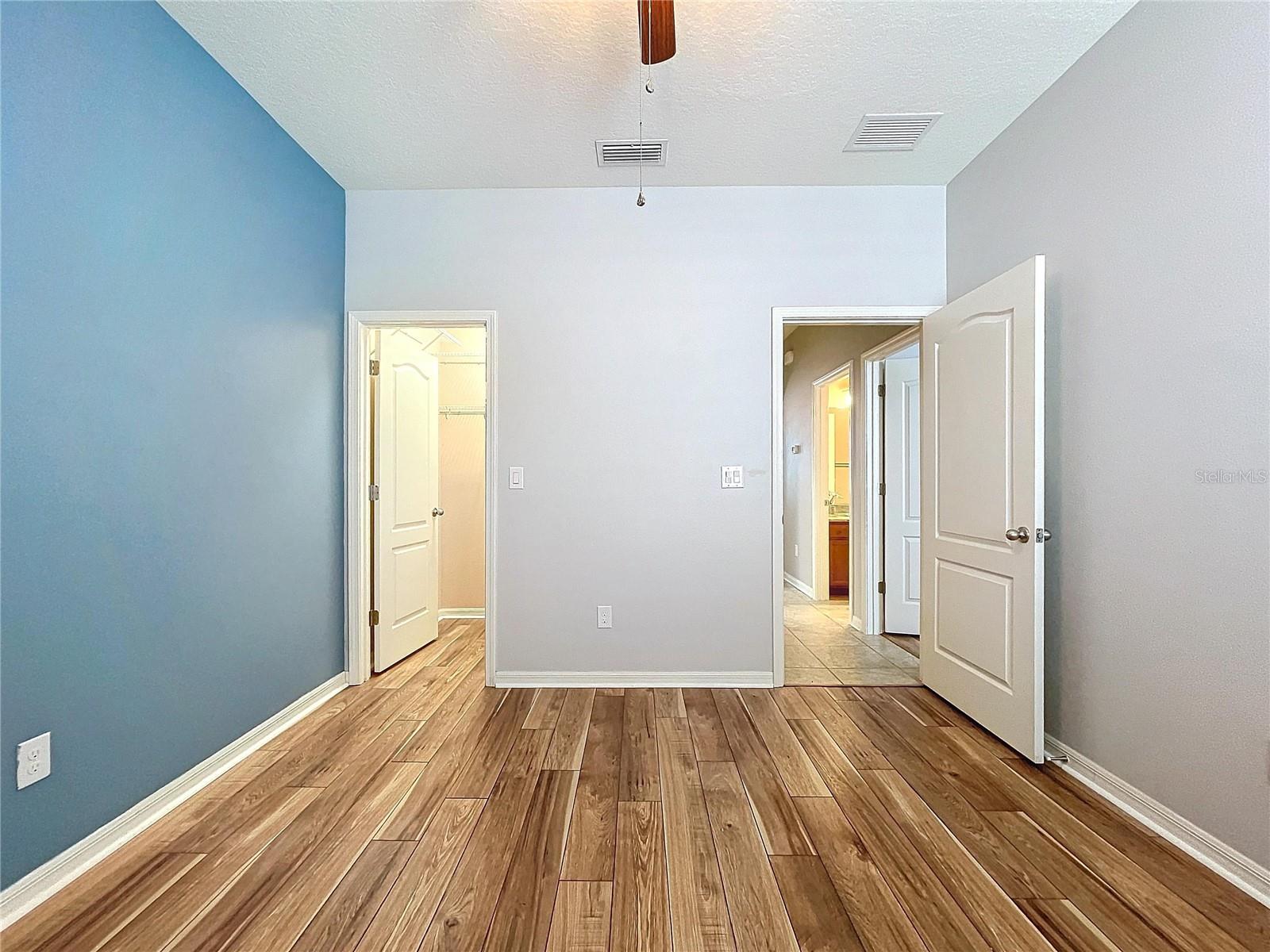 8301 ORANGE SPRING DR, RUSKIN, FL, 33573