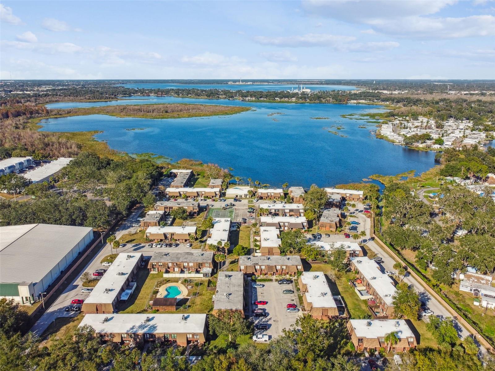 1836 N CRYSTAL LAKE DR #70, LAKELAND, FL, 33801