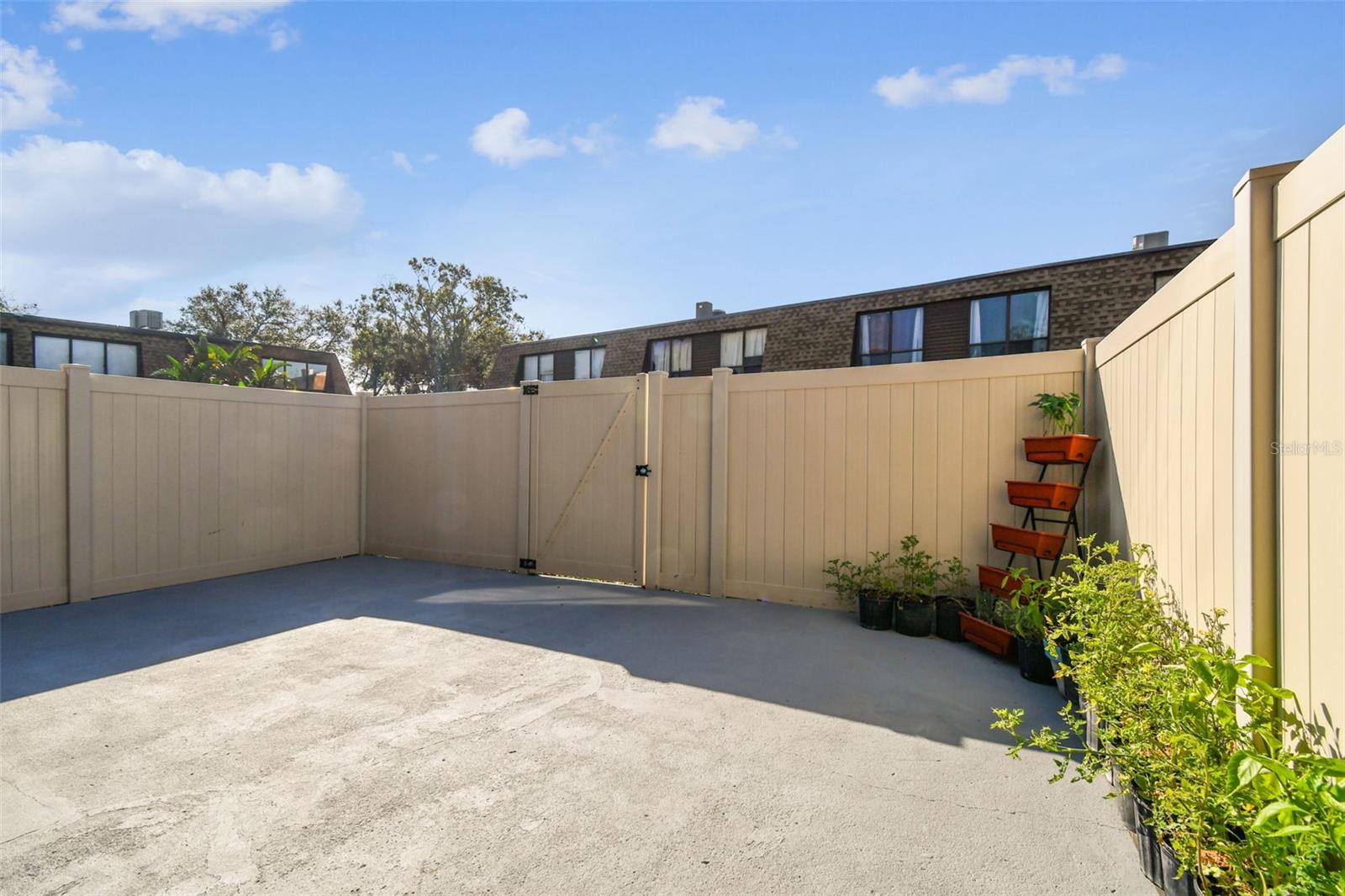 1836 N CRYSTAL LAKE DR #70, LAKELAND, FL, 33801