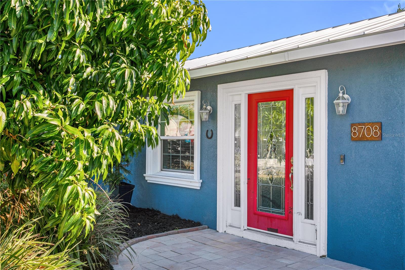 8708 THORNWOOD LN, TAMPA, FL, 33615