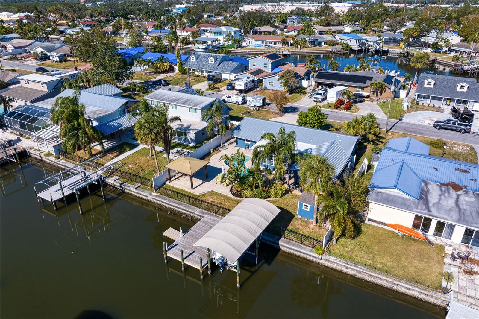 8708 THORNWOOD LN, TAMPA, FL, 33615