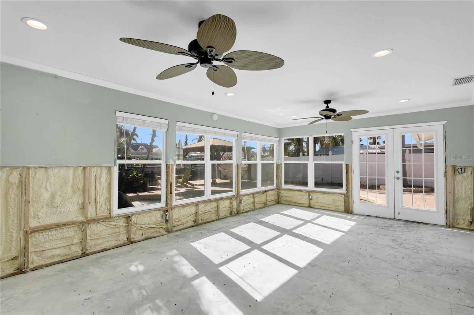 8708 THORNWOOD LN, TAMPA, FL, 33615