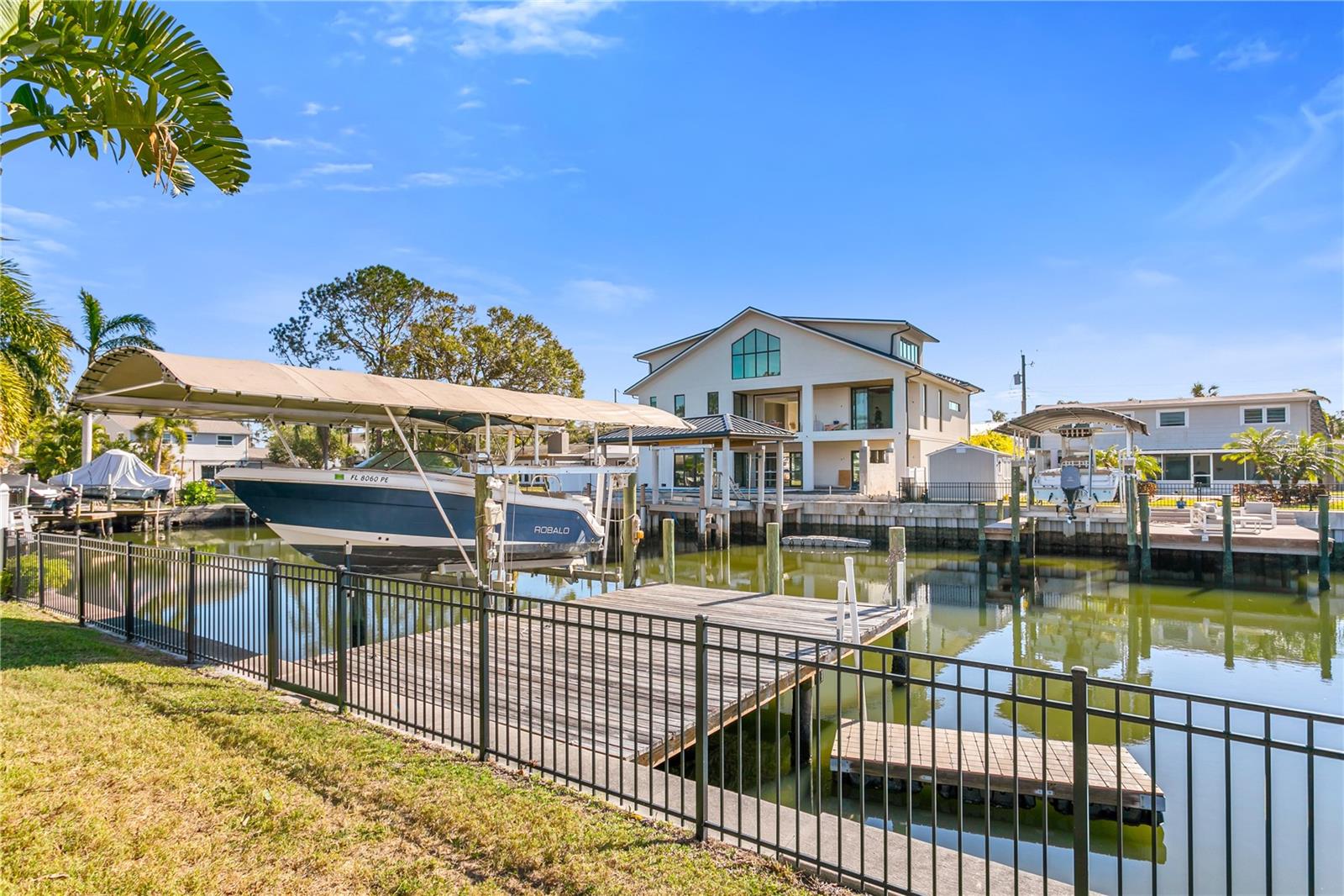 8708 THORNWOOD LN, TAMPA, FL, 33615