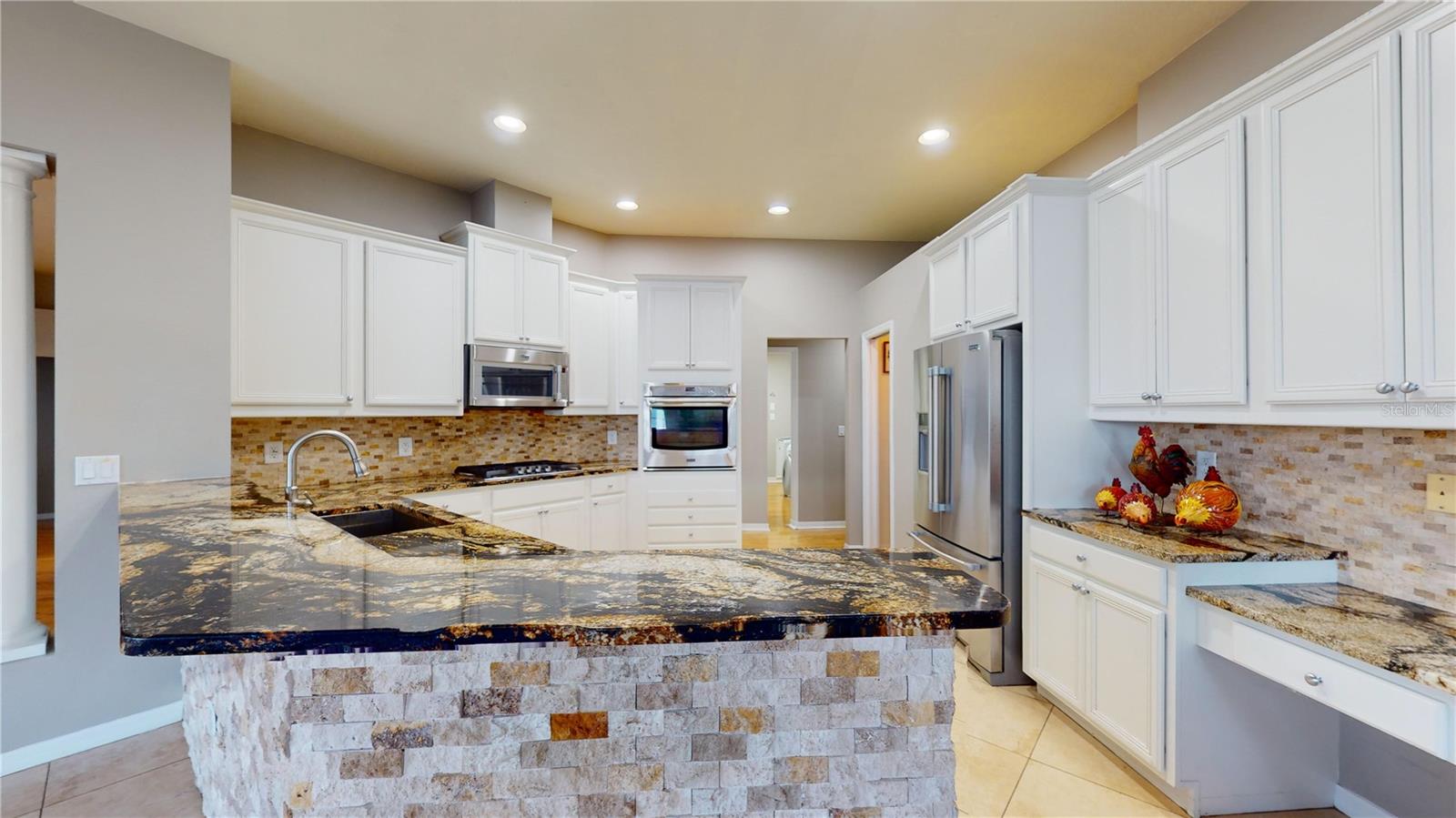 5516 WINDING BROOK LN, VALRICO, FL, 33596