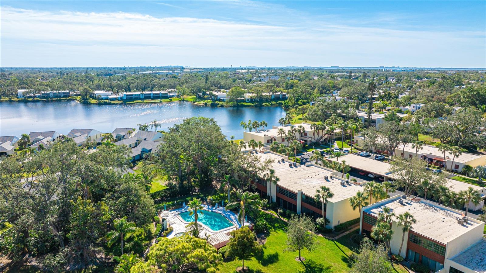 527 SPRING LAKES BLVD, BRADENTON, FL, 34210