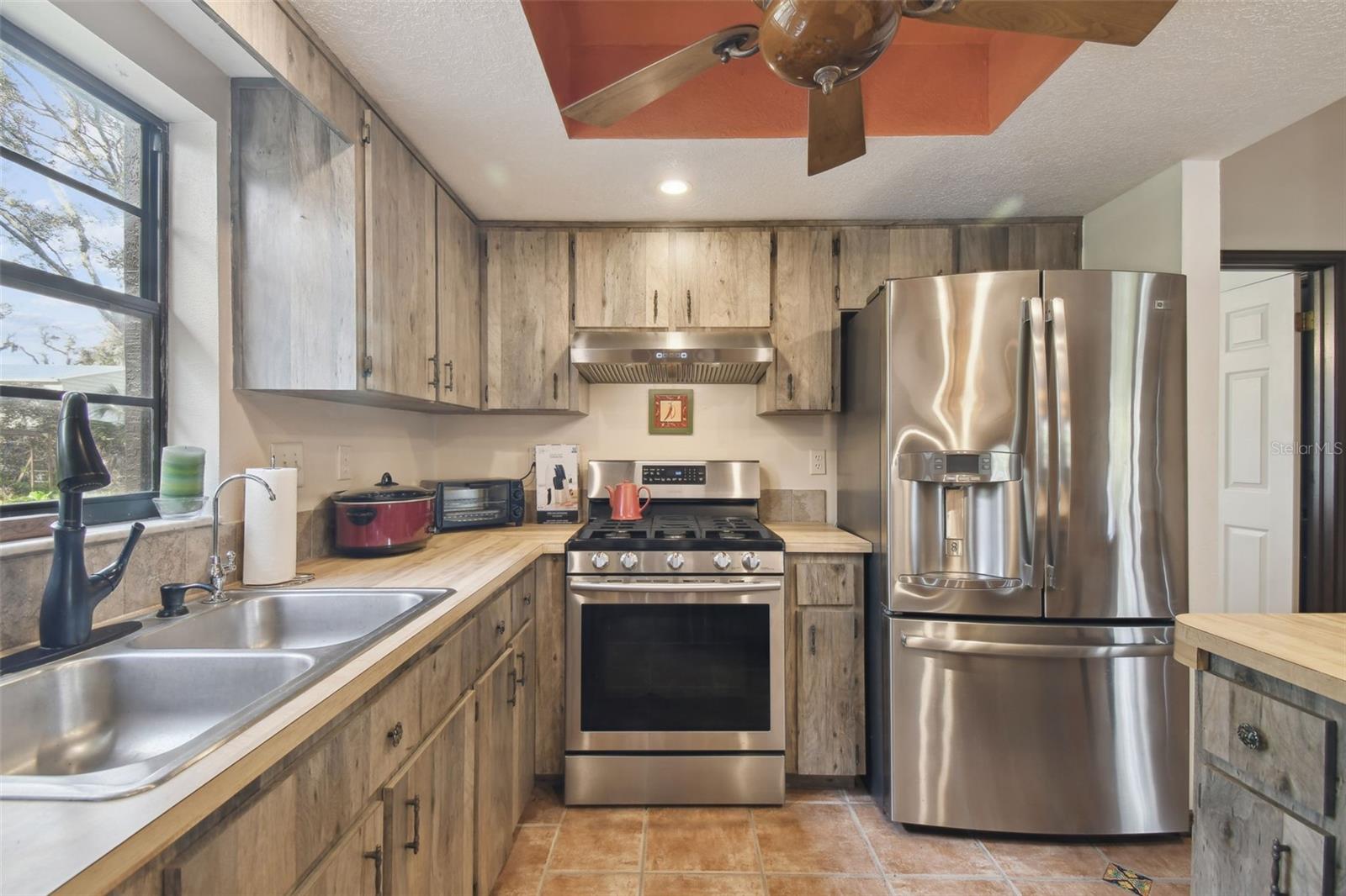 16327 LARSON LN, HUDSON, FL, 34667