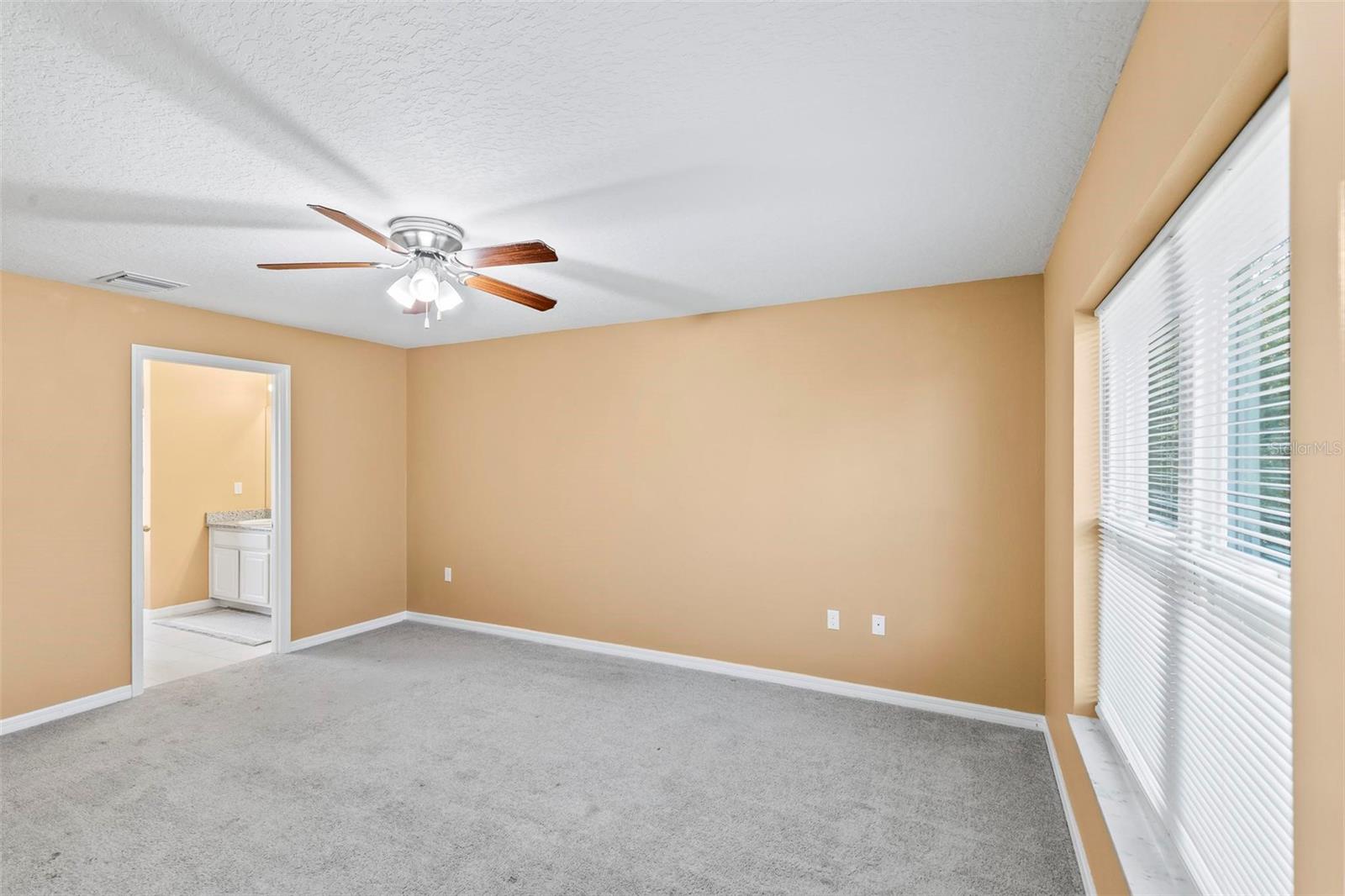 12 ROBIN PL, PALM COAST, FL, 32164