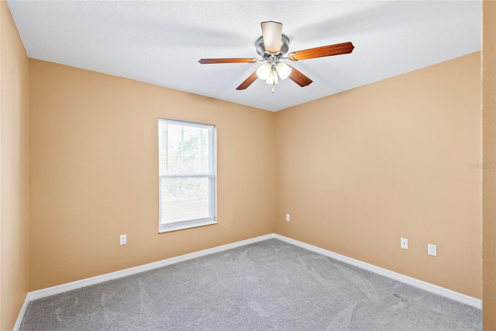 12 ROBIN PL, PALM COAST, FL, 32164