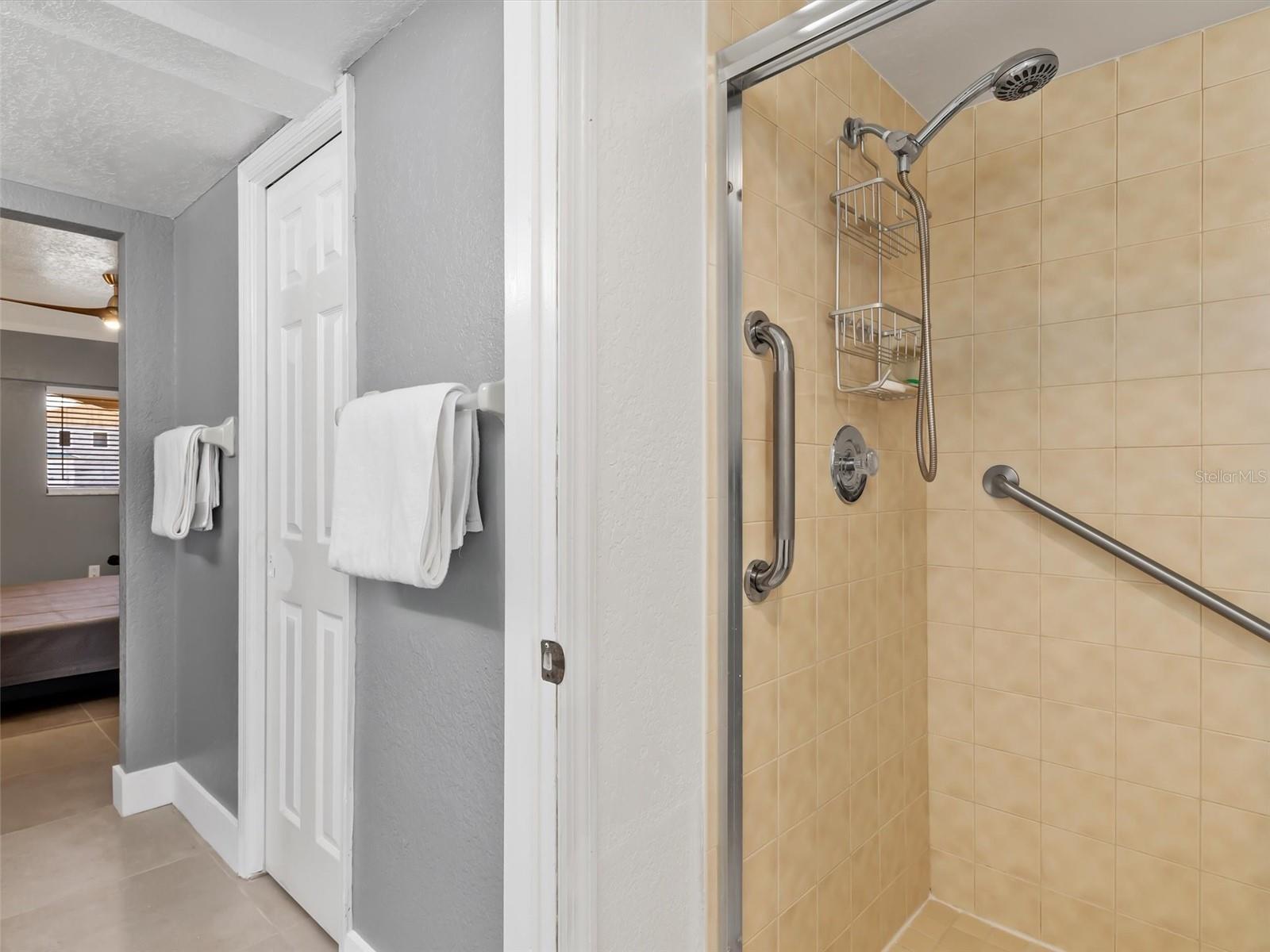 1601 PARK BEACH CIR #112/2, PUNTA GORDA, FL, 33950