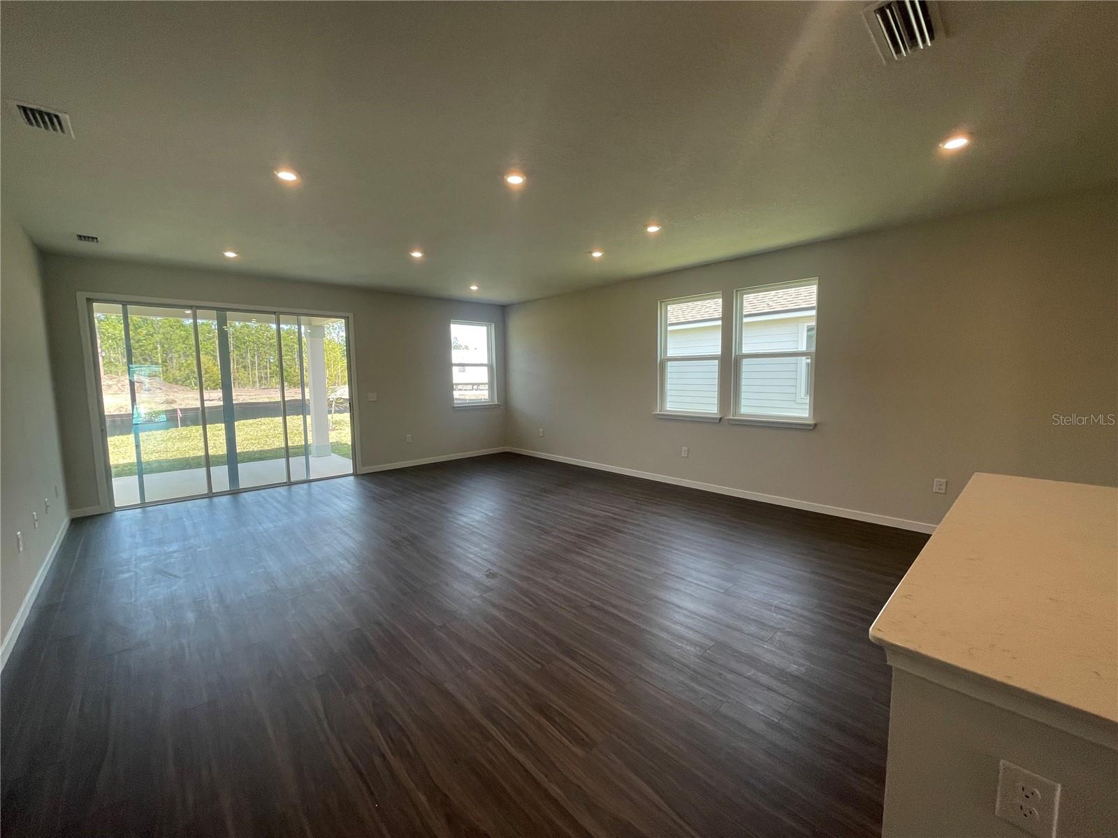 216 MONTGOMERY CT, PALM COAST, FL, 32164