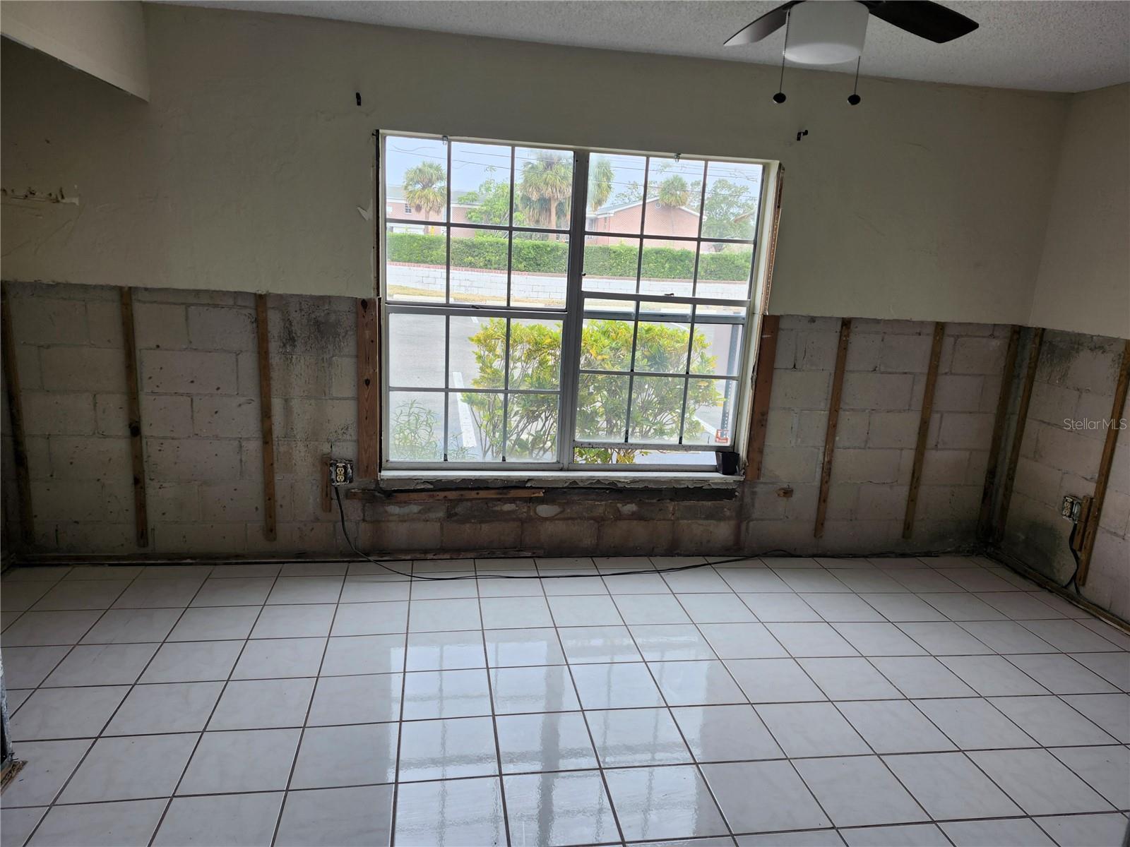 1290 83RD AVE N #A, ST PETERSBURG, FL, 33702