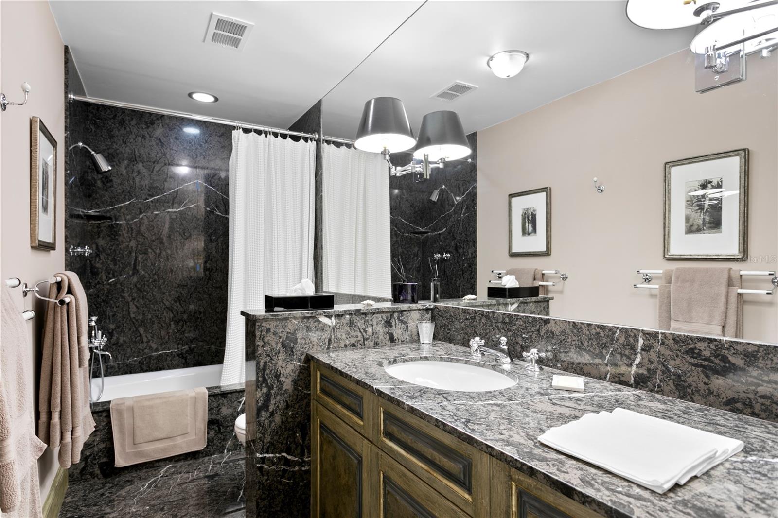 2409 S CAROLINA AVE, TAMPA, FL, 33629
