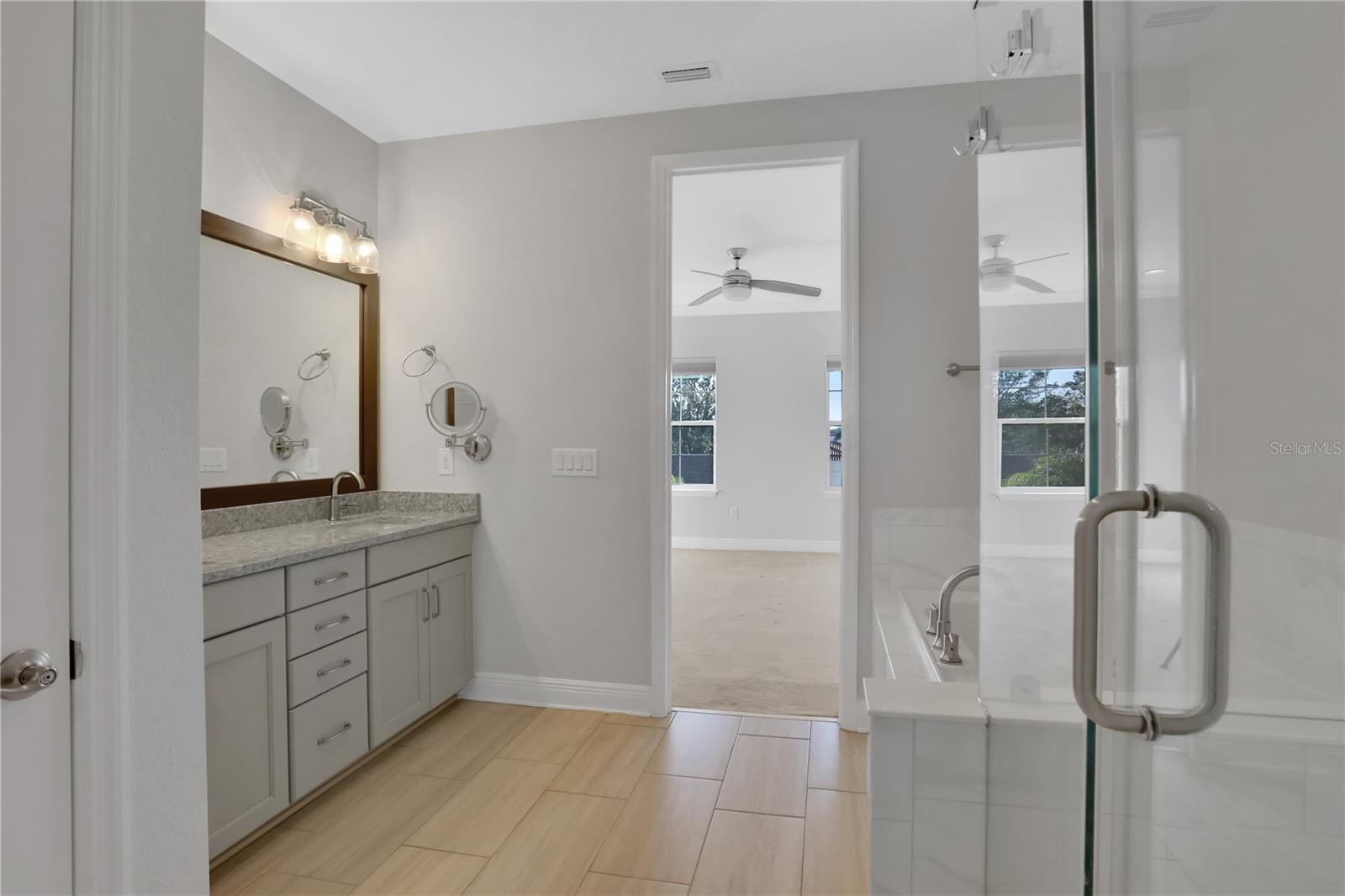 2625 W PLATT ST, TAMPA, FL, 33609