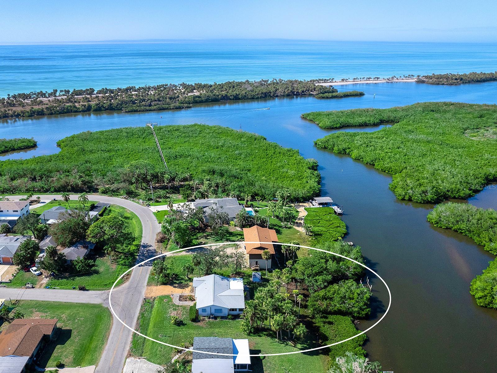 1680 LEMON BAY DR, VENICE, FL, 34293