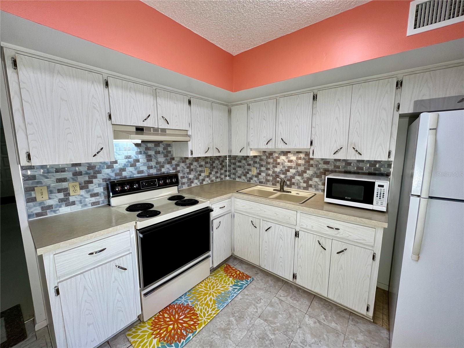 2226 SWITZERLAND WAY #30, CLEARWATER, FL, 33763