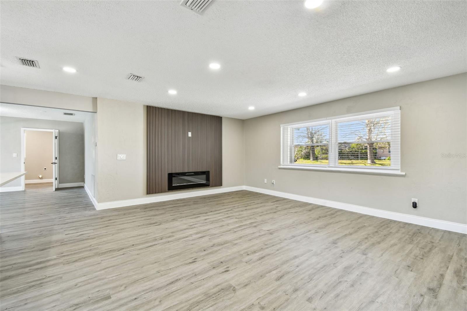 107 WESTCHESTER LN, PALM COAST, FL, 32164