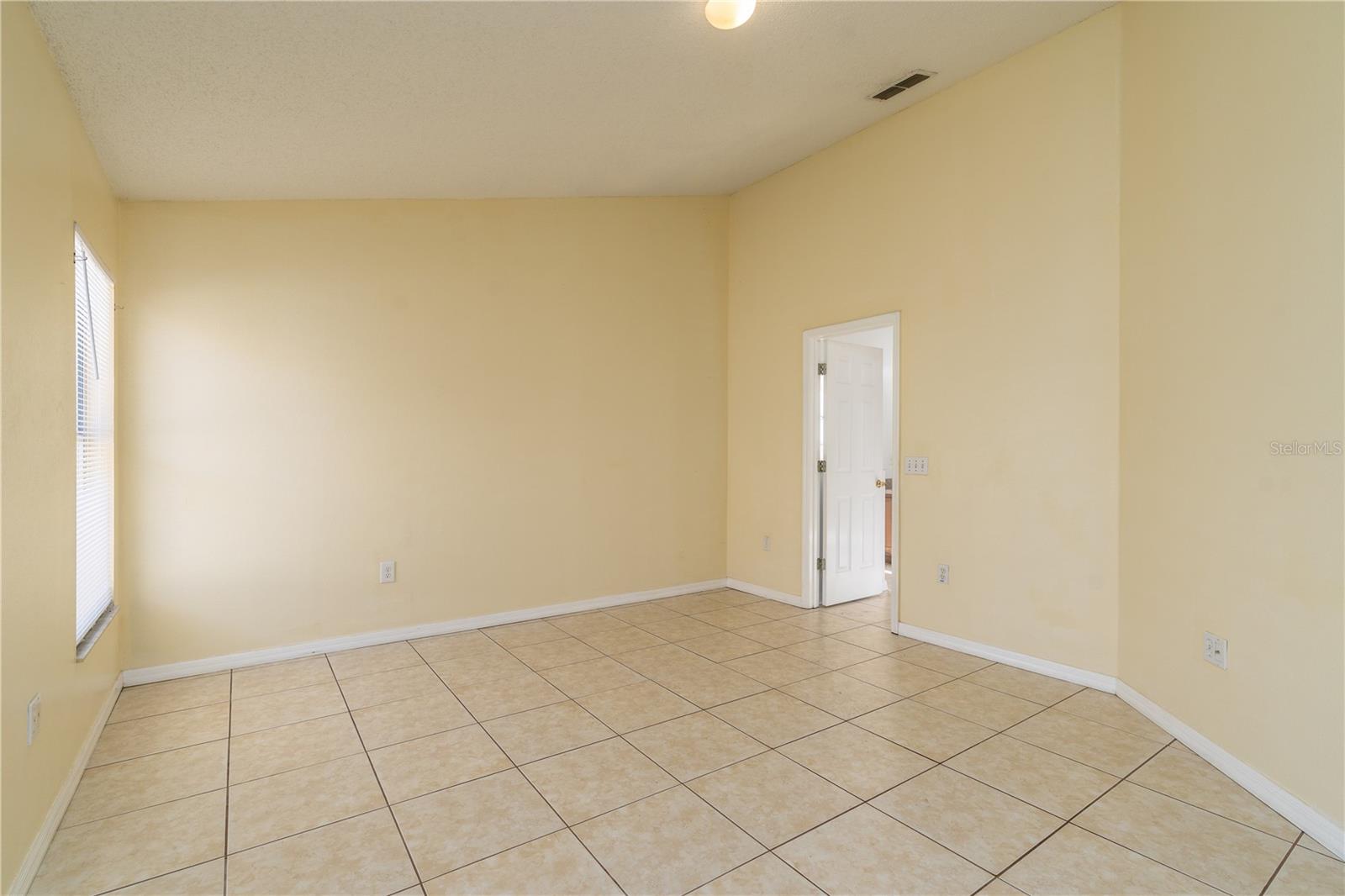 130 SONJA CIR, DAVENPORT, FL, 33897