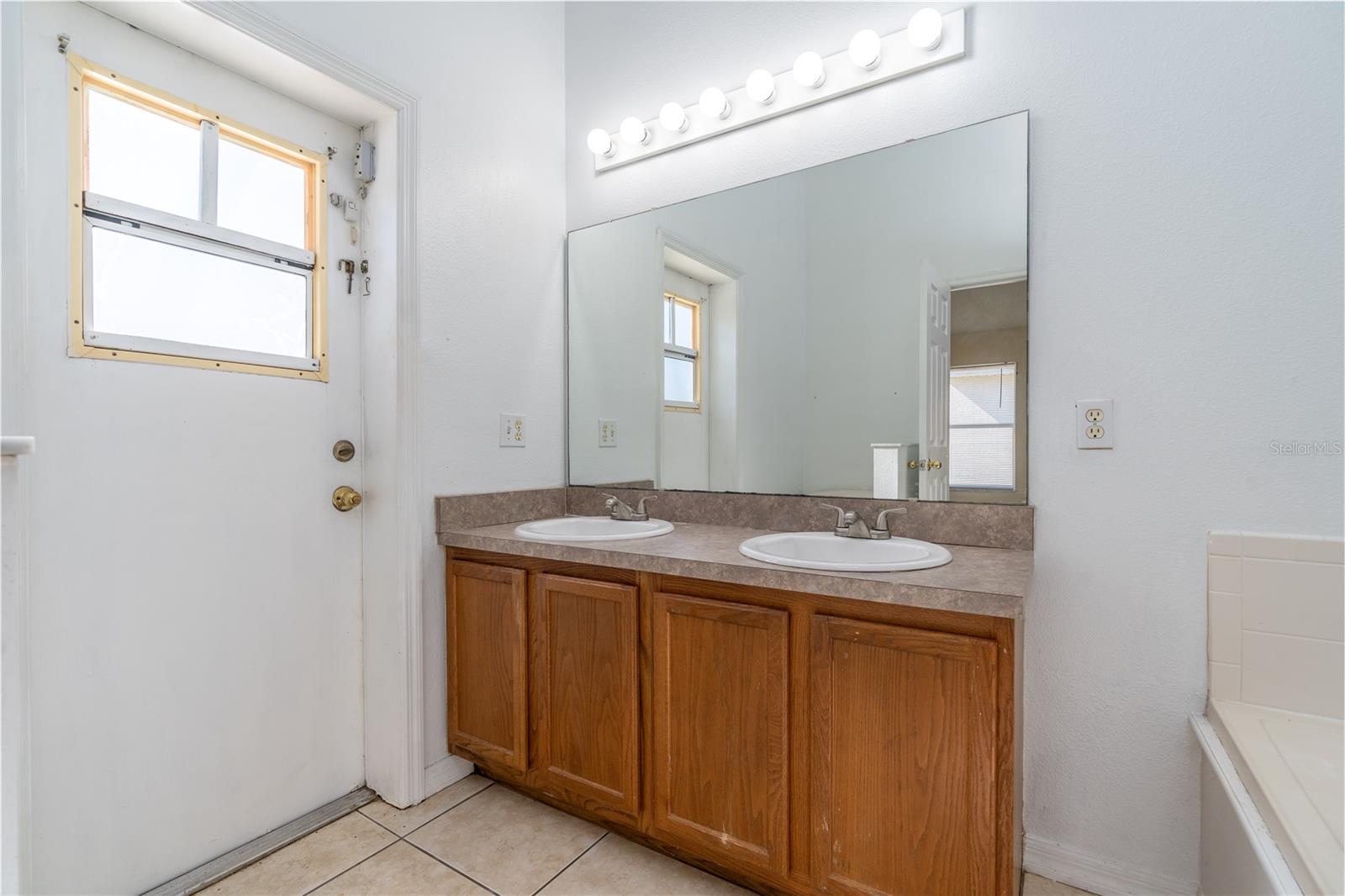 130 SONJA CIR, DAVENPORT, FL, 33897